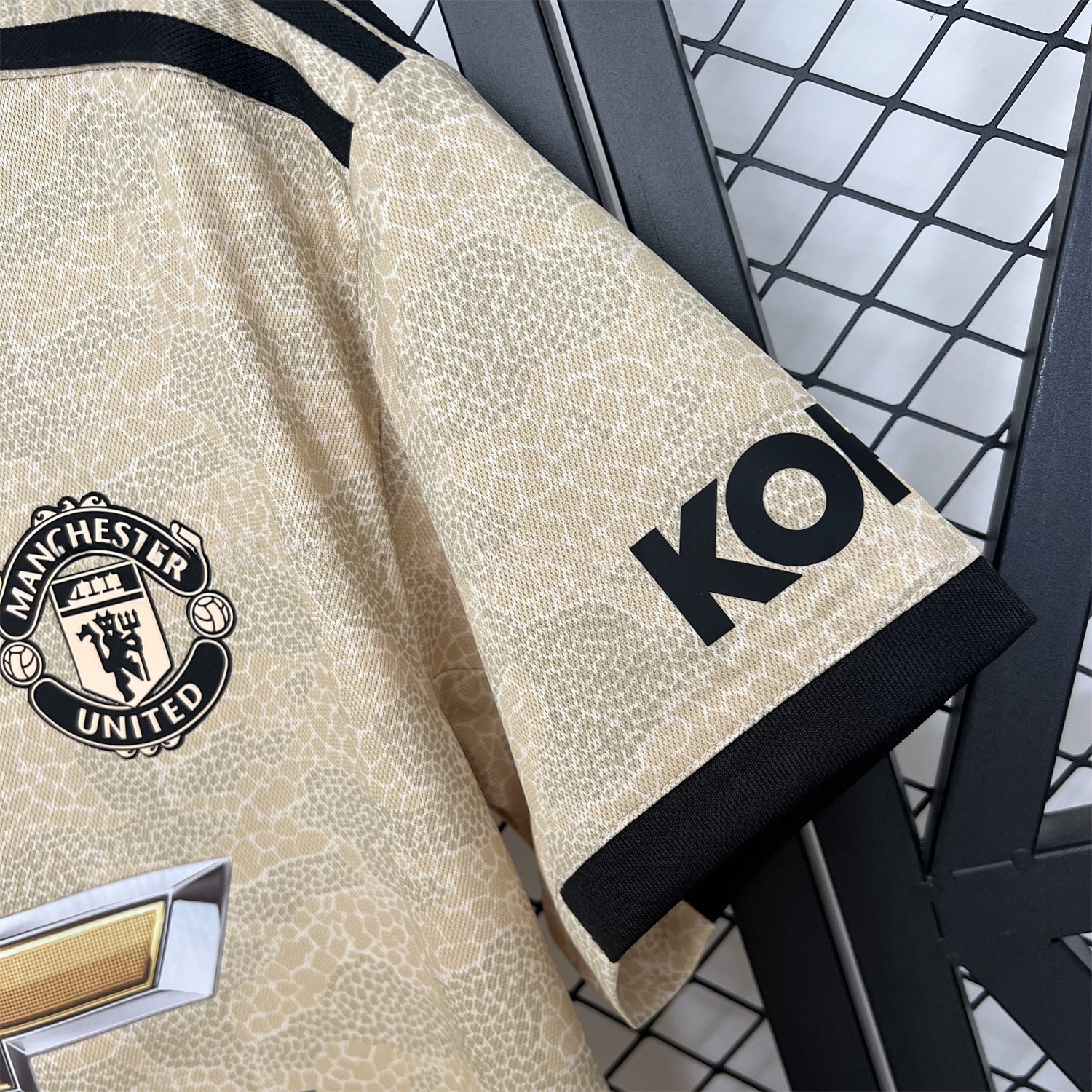 Manchester United Retro 2019-20 Away Jersey - ReplicasJersey