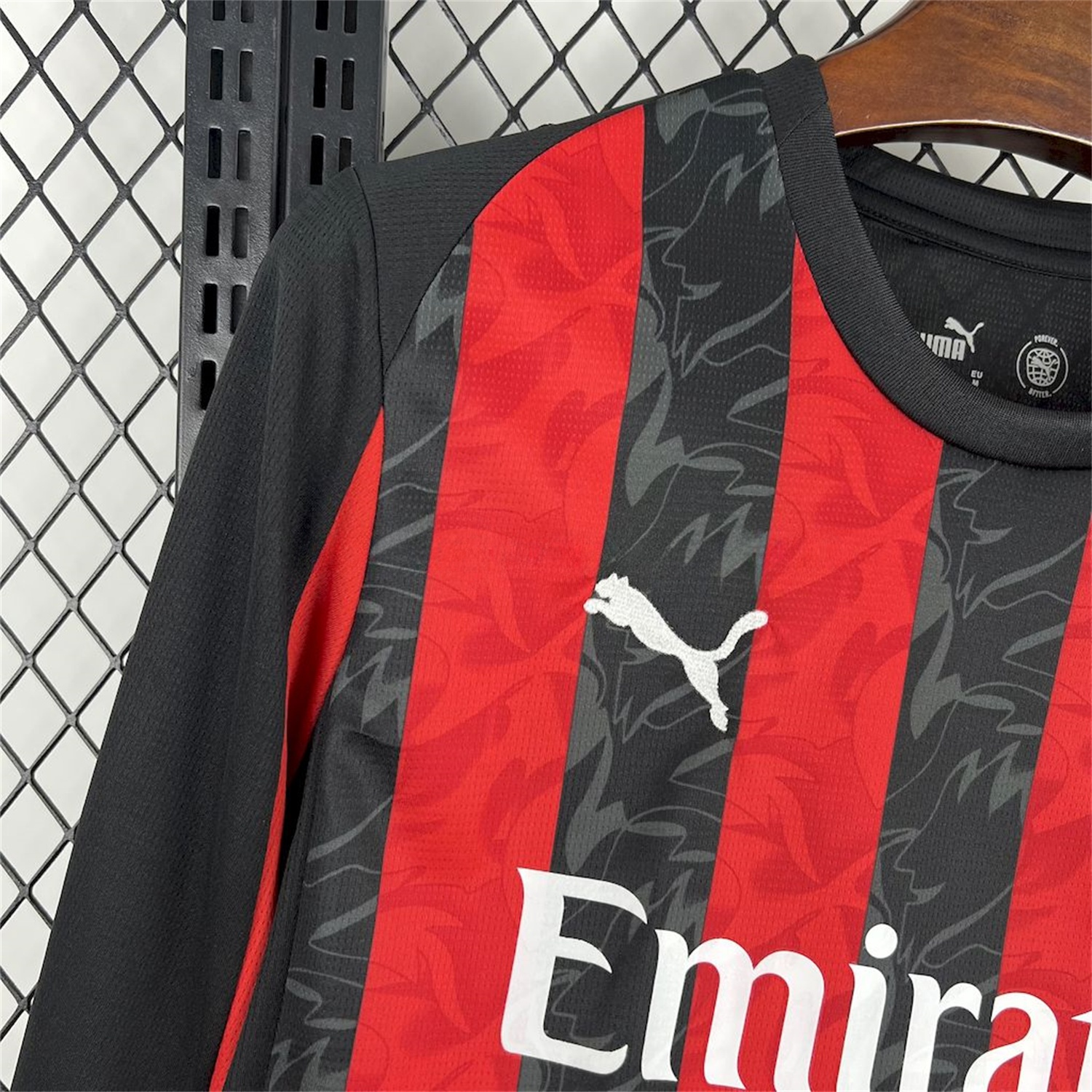 AC Milan 25-26 Home Long Sleeves Jersey - Fans Version - ReplicasJersey