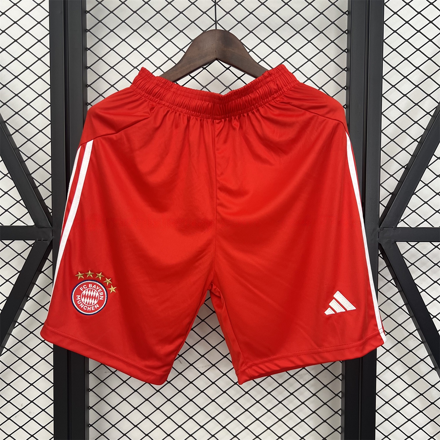 Bayern Munich 25-26 Home Red Shorts - Fans Version - ReplicasJersey