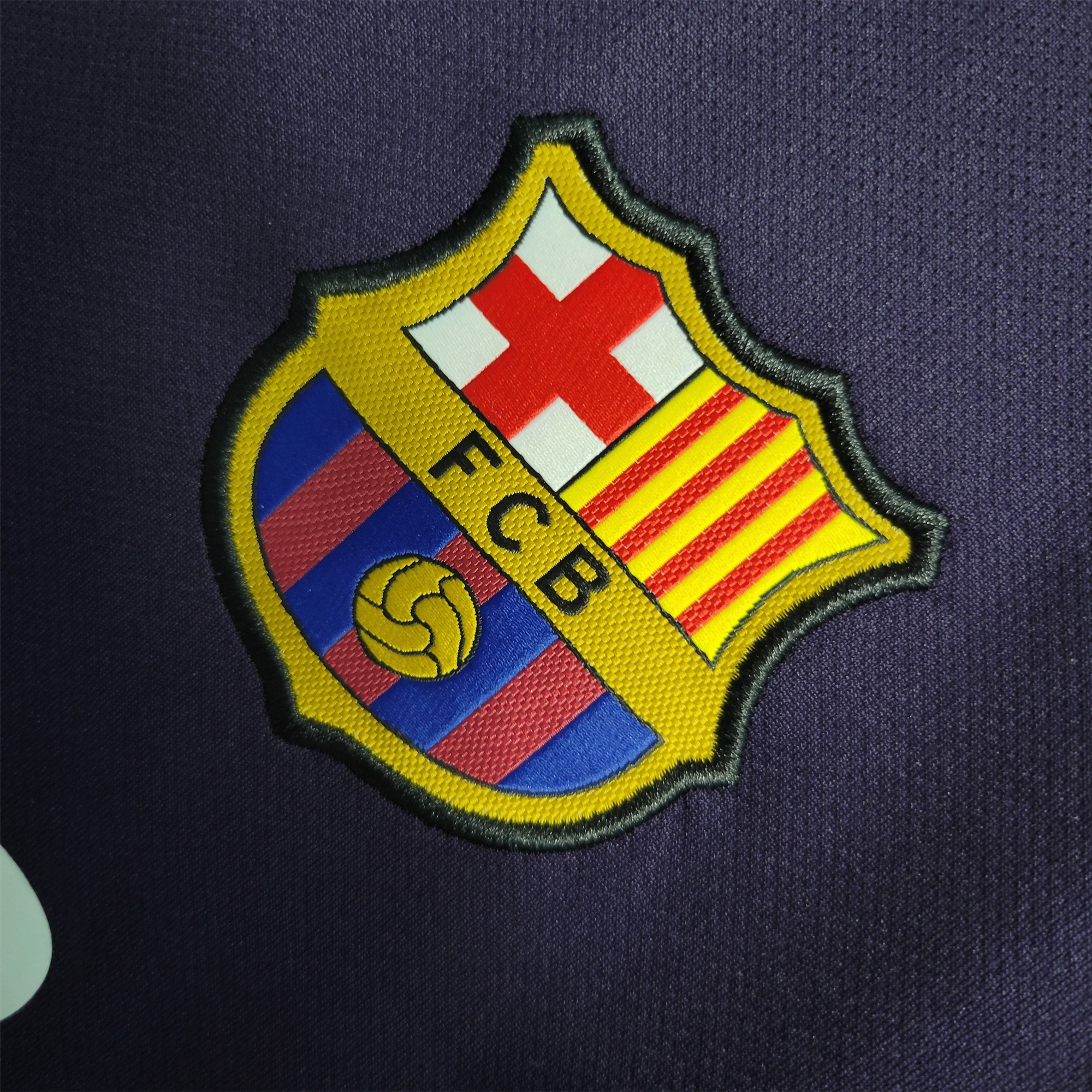 B.A.R.S.A Retro 16-17 Away Stadium Jersey - ReplicasJersey
