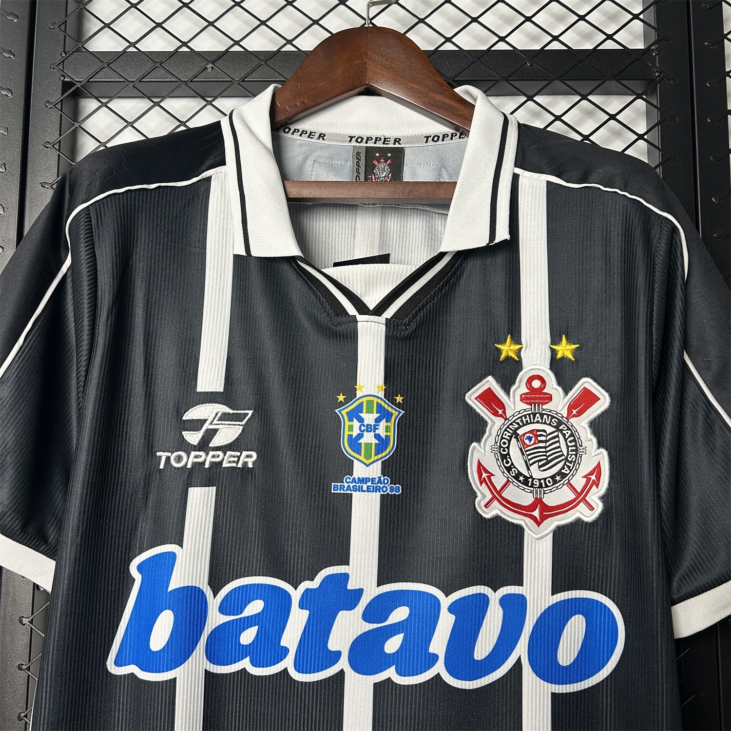 Retro Corinthians 1999-00 Away Jersey - ReplicasJersey