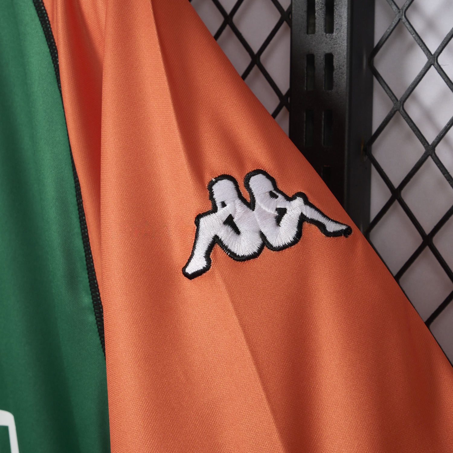 Retro Werder Bremen 2003-04 Home Jersey - ReplicasJersey