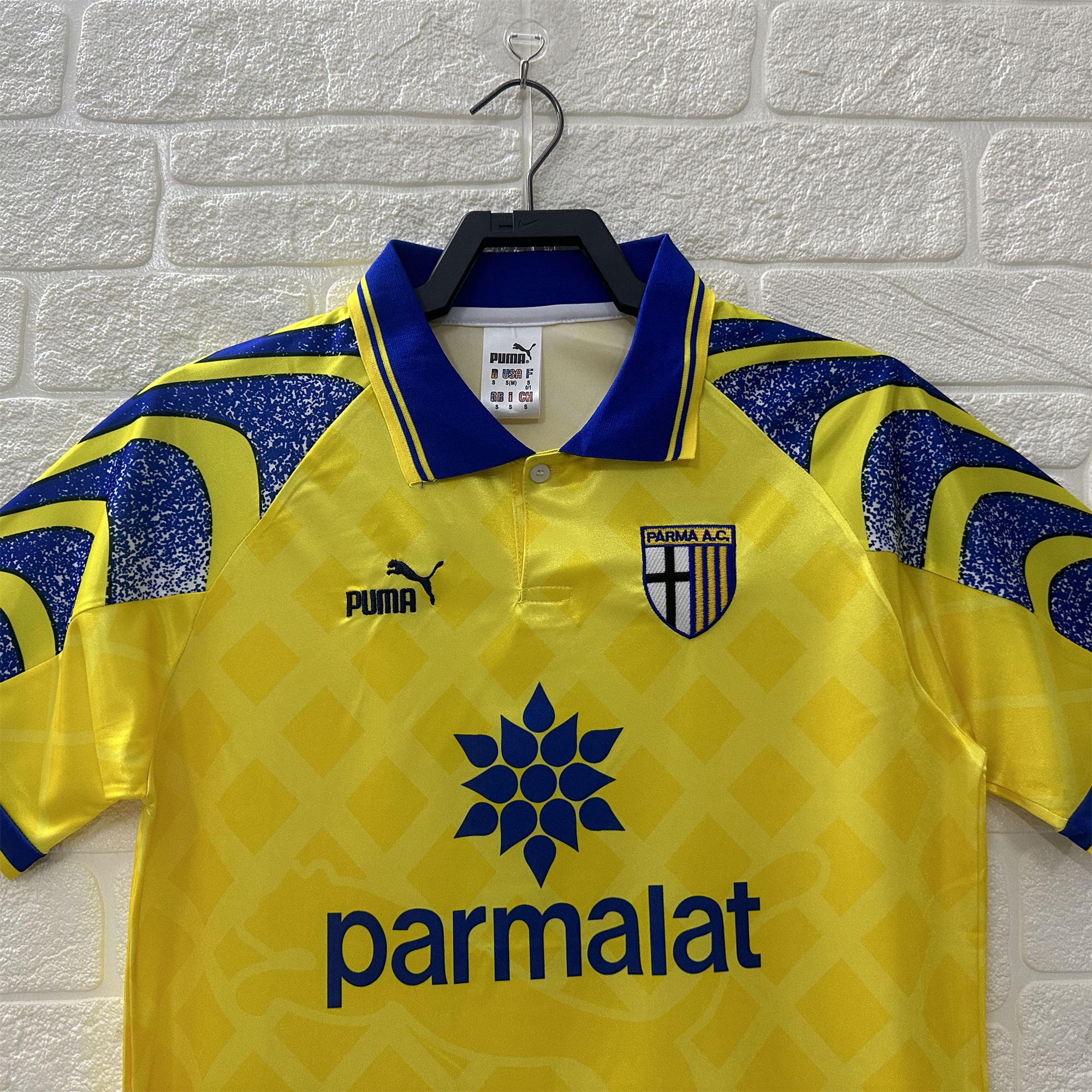 Retro Parma 1995-97 Away Jersey - Fans Version - ReplicasJersey