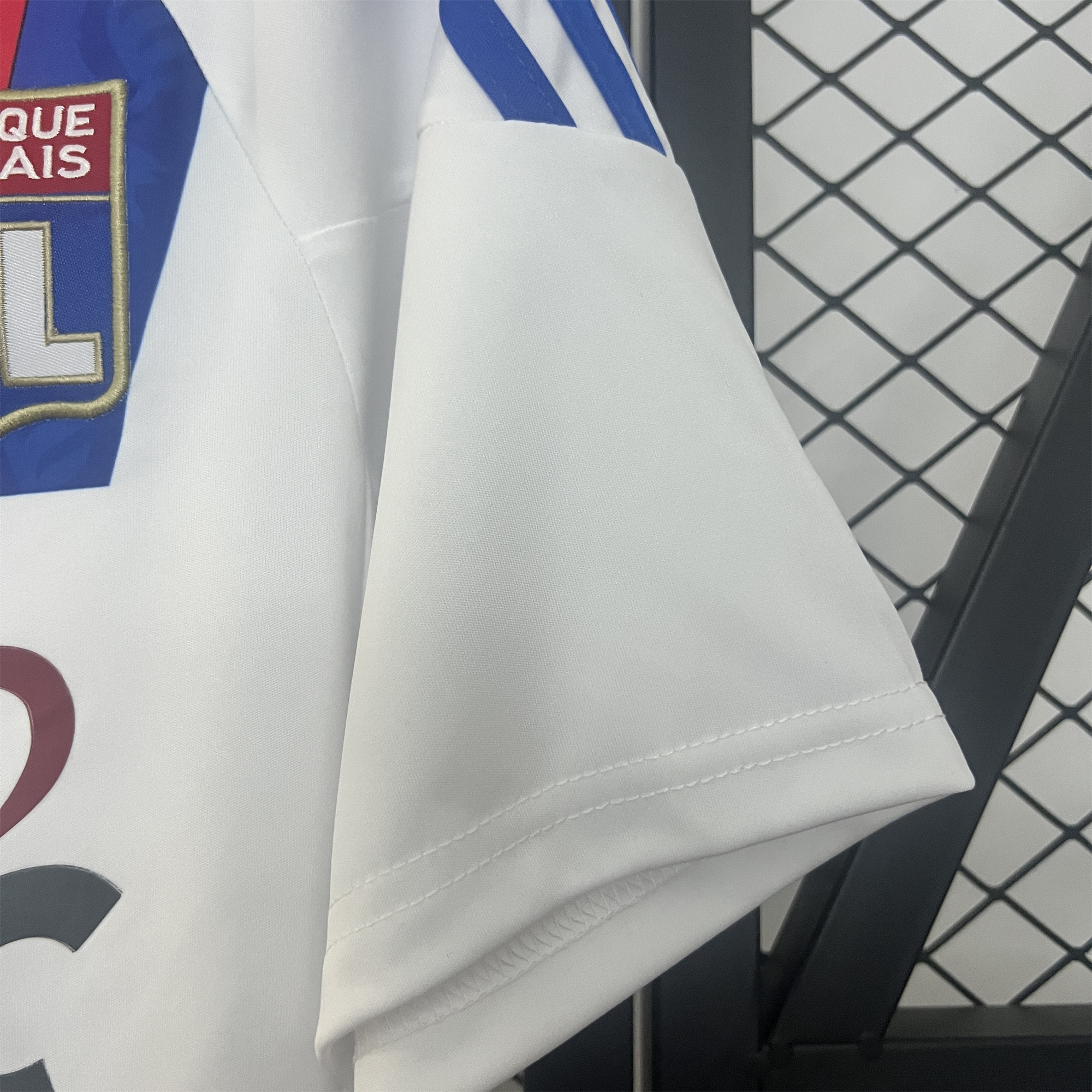 Retro Olympique Lyonnais Lyon 2010-11 Home Jersey - ReplicasJersey