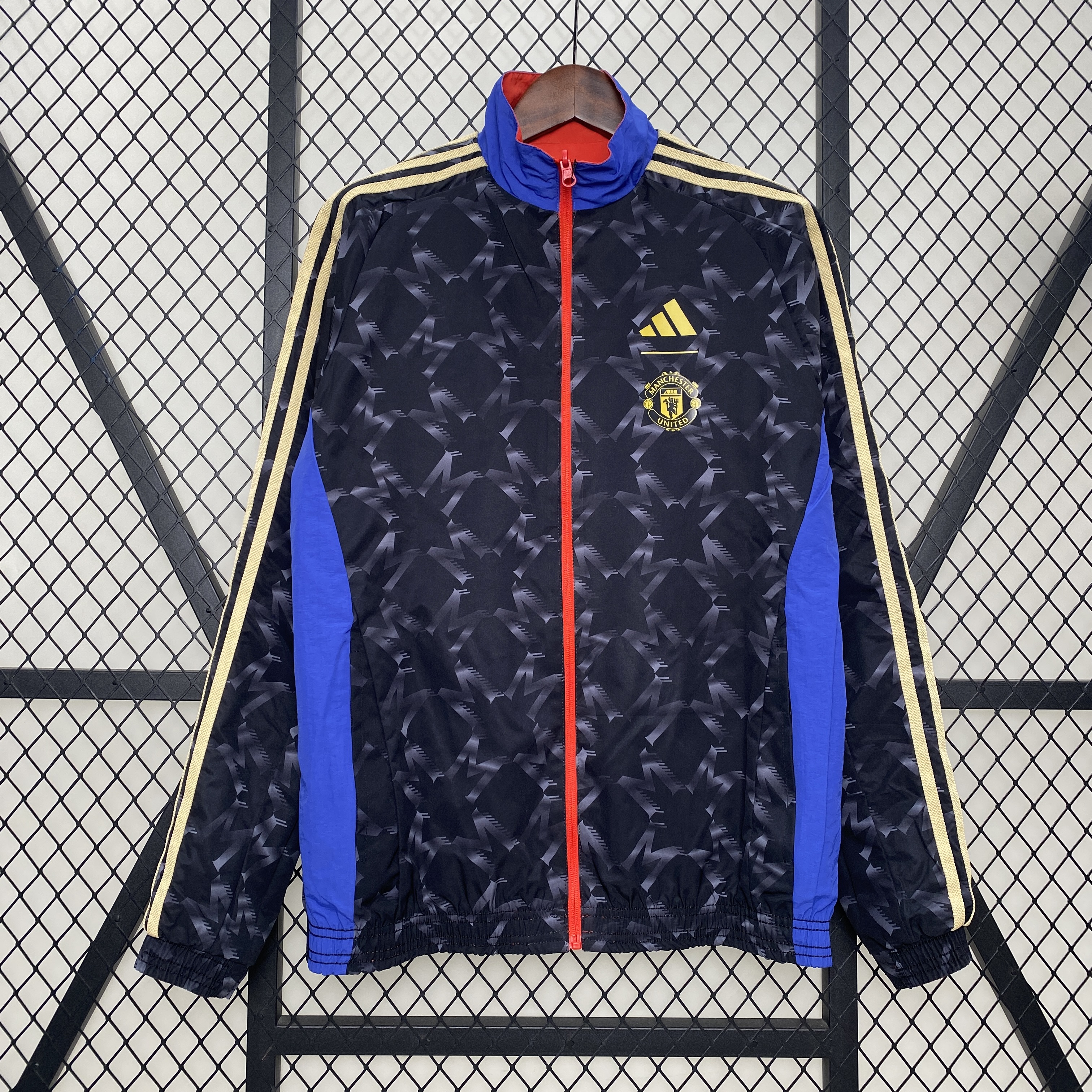 Manchester United 24-25 Double Sided Reversible Windbreaker - Home & Away Jersey Style - ReplicasJersey
