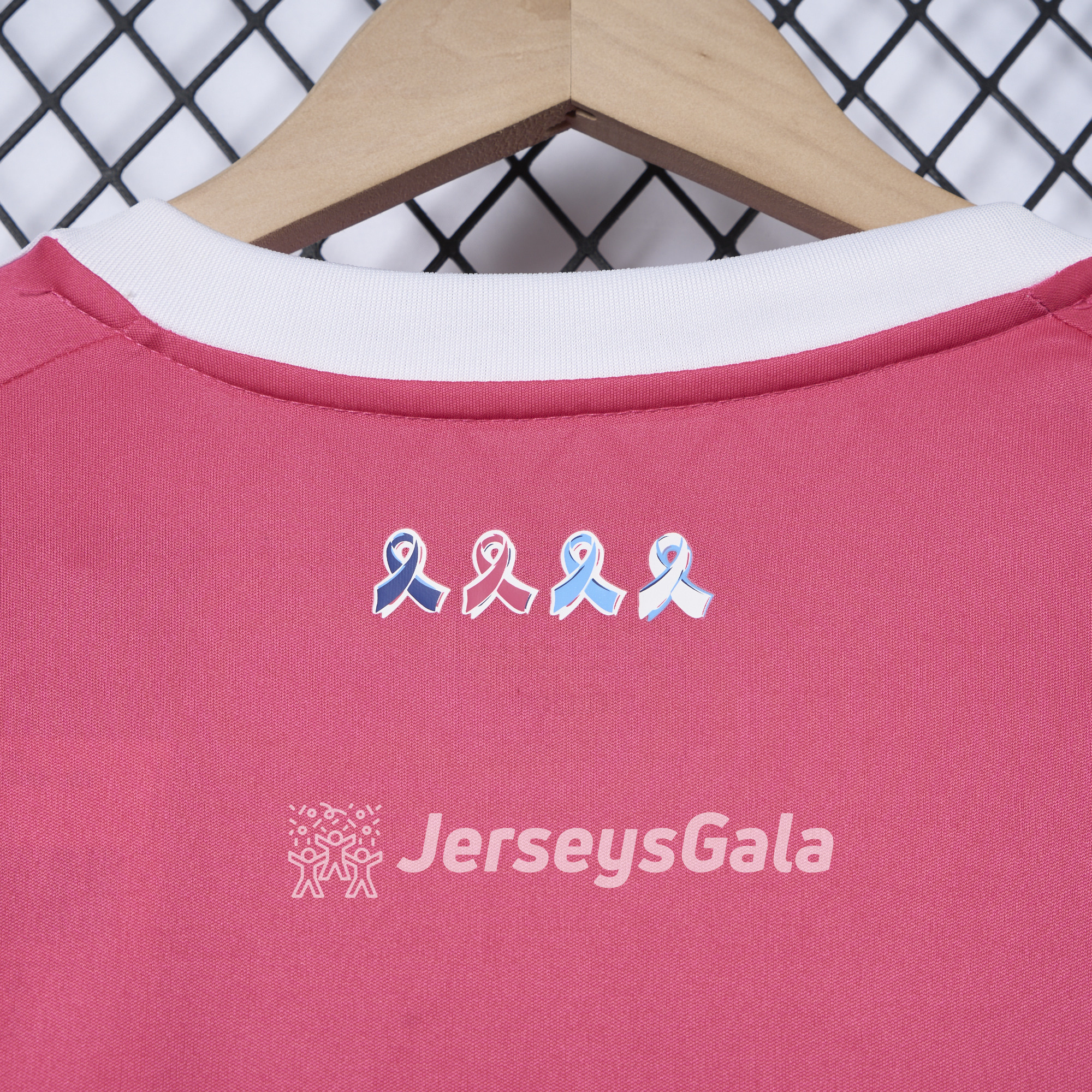 Schalke 04 24-25 GK Pink October Jersey - Fans Version - ReplicasJersey