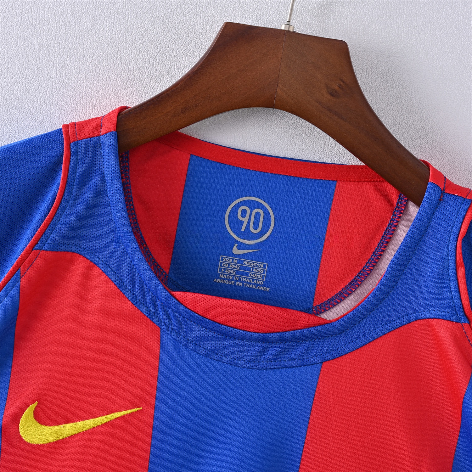 B.A.R.S.A Retro 04-05 Home Jersey - ReplicasJersey