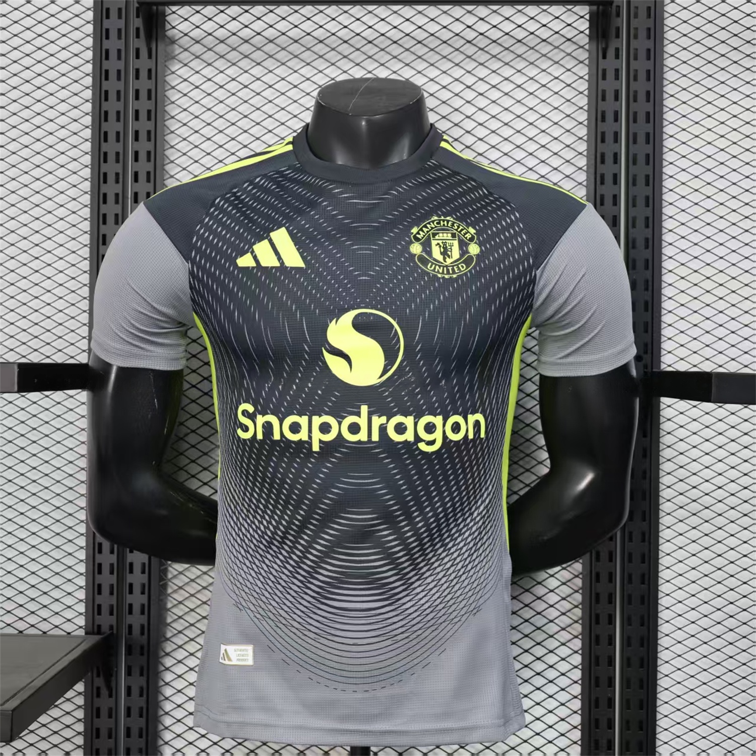 Manchester United 25-26 Black Grey Goalkeeper Jersey - Player Version - ReplicasJersey