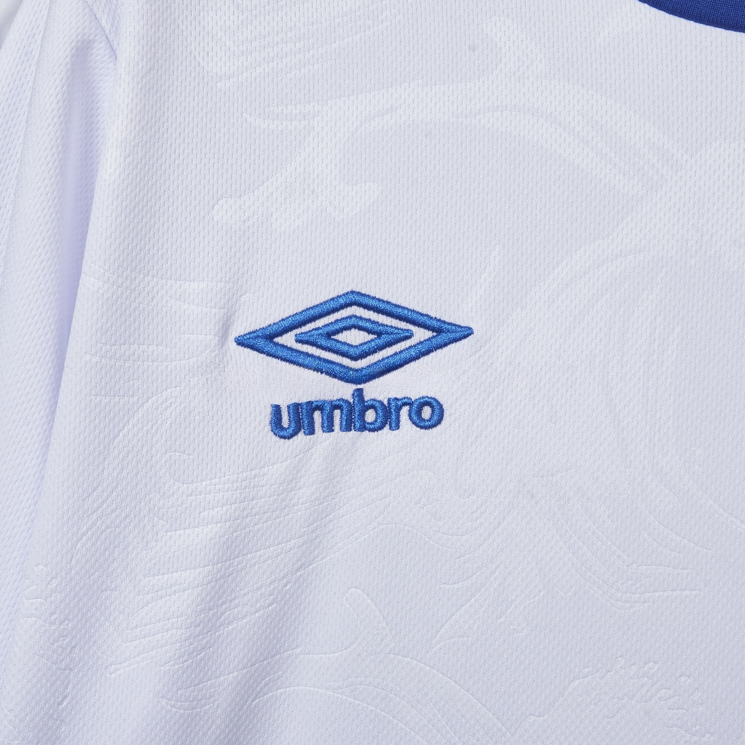 El Salvador 2025-26 Away Long Sleeve Jersey - Fans Version - ReplicasJersey