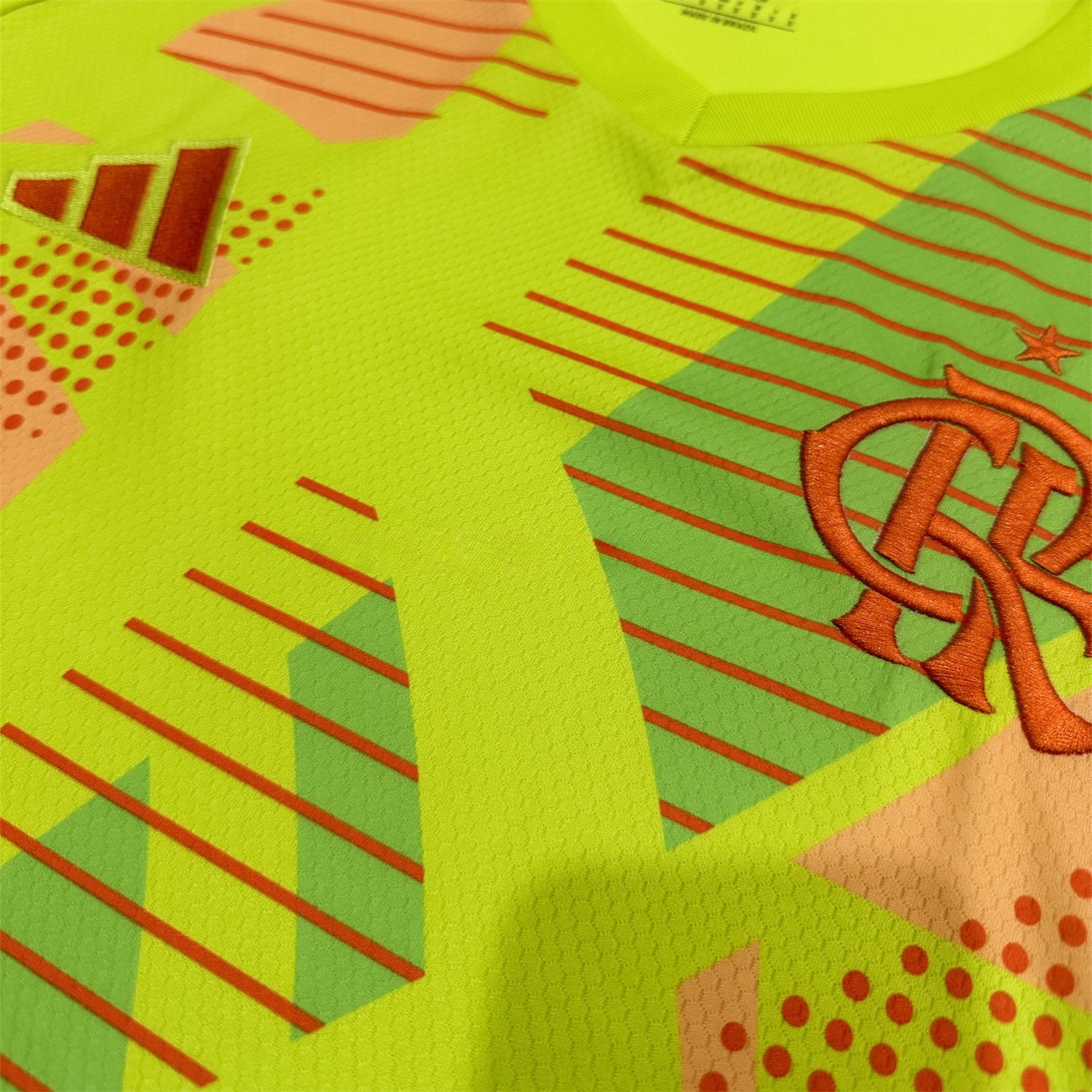 Flamengo 25-26 Yellow Green Goalkeeper Jersey - Fans Version - ReplicasJersey