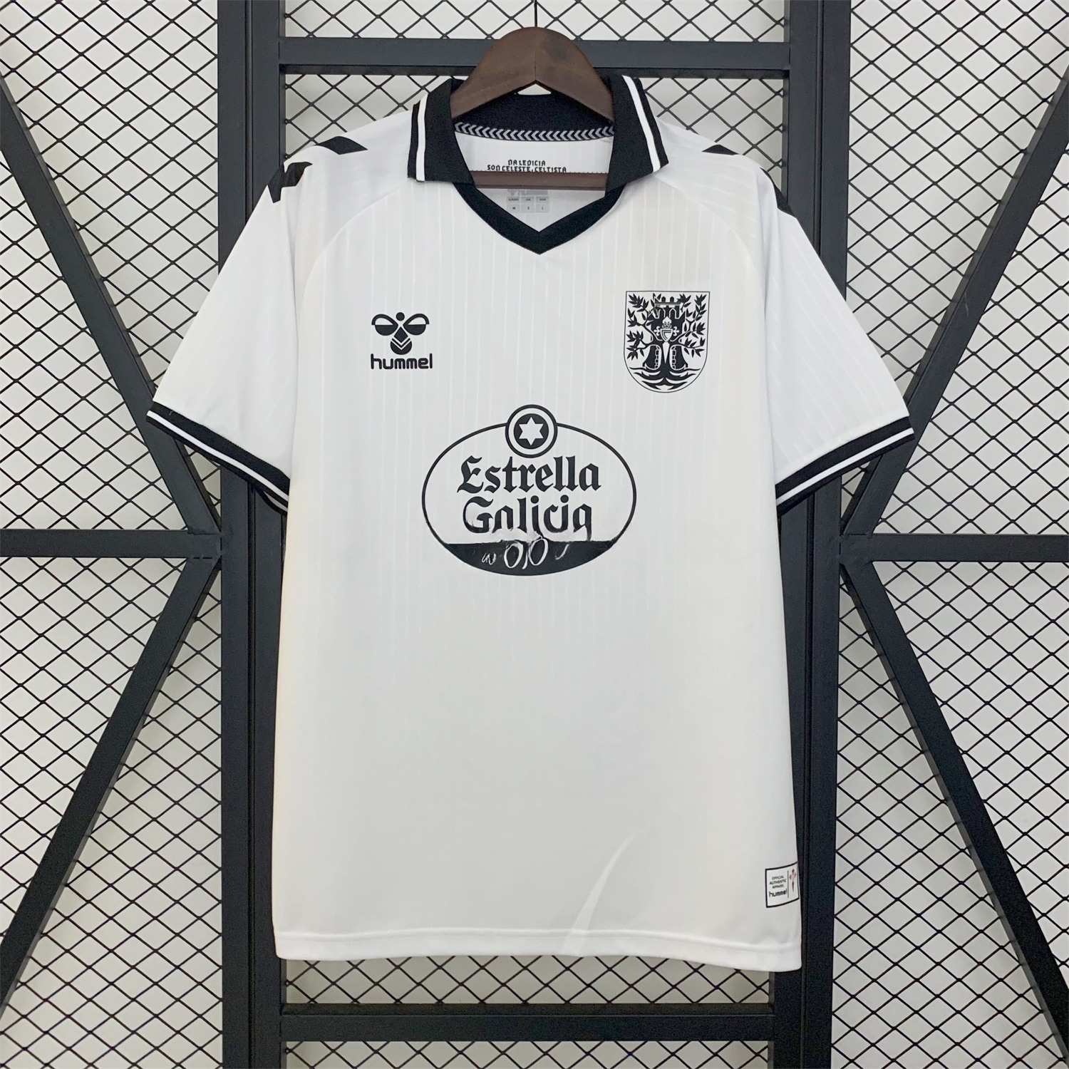 Celta Vigo 24-25 Oliveira Dos Cen Anos White Goalkeeper Jersey - Fans Version - ReplicasJersey