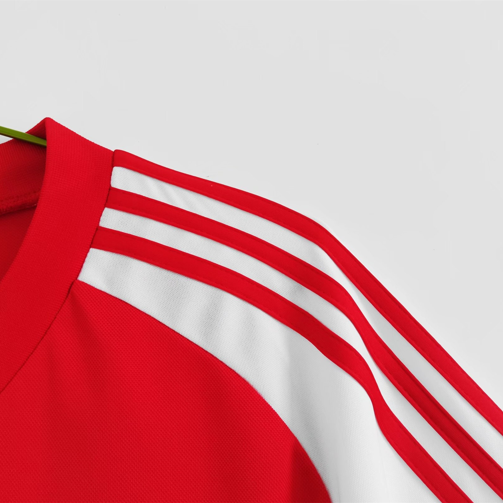 Retro Wales 1982 Home Stadium Jersey - ReplicasJersey