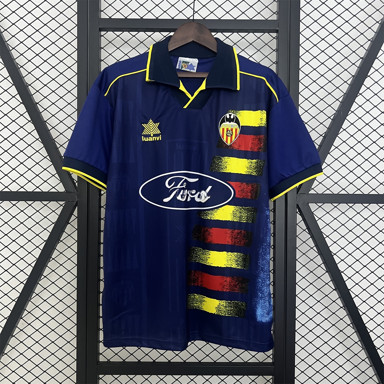 Retro Valencia 1996-97 Away Jersey - ReplicasJersey