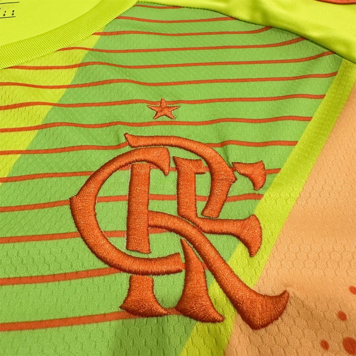 Flamengo 25-26 Yellow Green Goalkeeper Jersey - Fans Version - ReplicasJersey