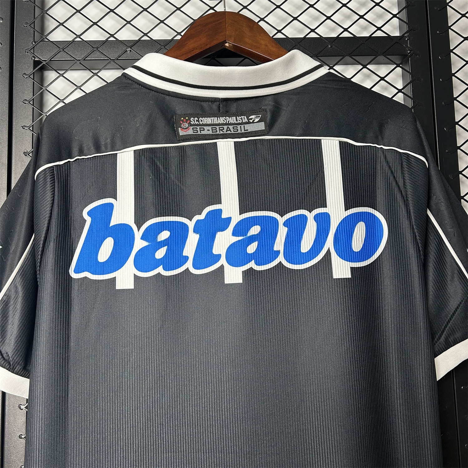 Retro Corinthians 1999-00 Away Jersey - ReplicasJersey