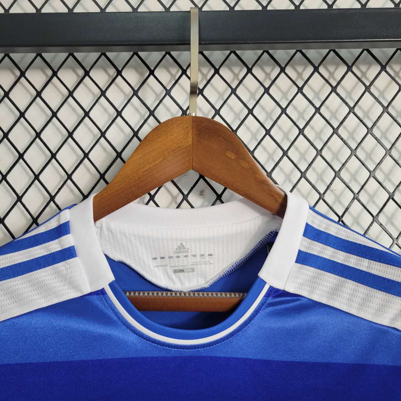 Retro CHELSEA 2011-12 Home Stadium Jersey - ReplicasJersey