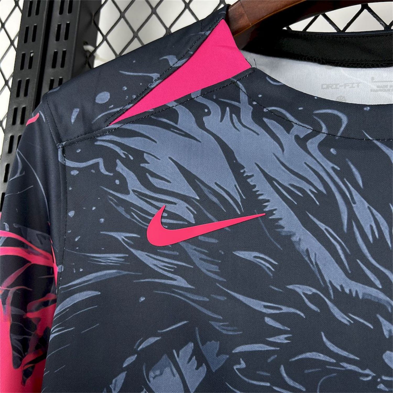 B.A.R.S.A 25-26 Pink & Black Dragon Black Special Jersey - Fans Version - ReplicasJersey