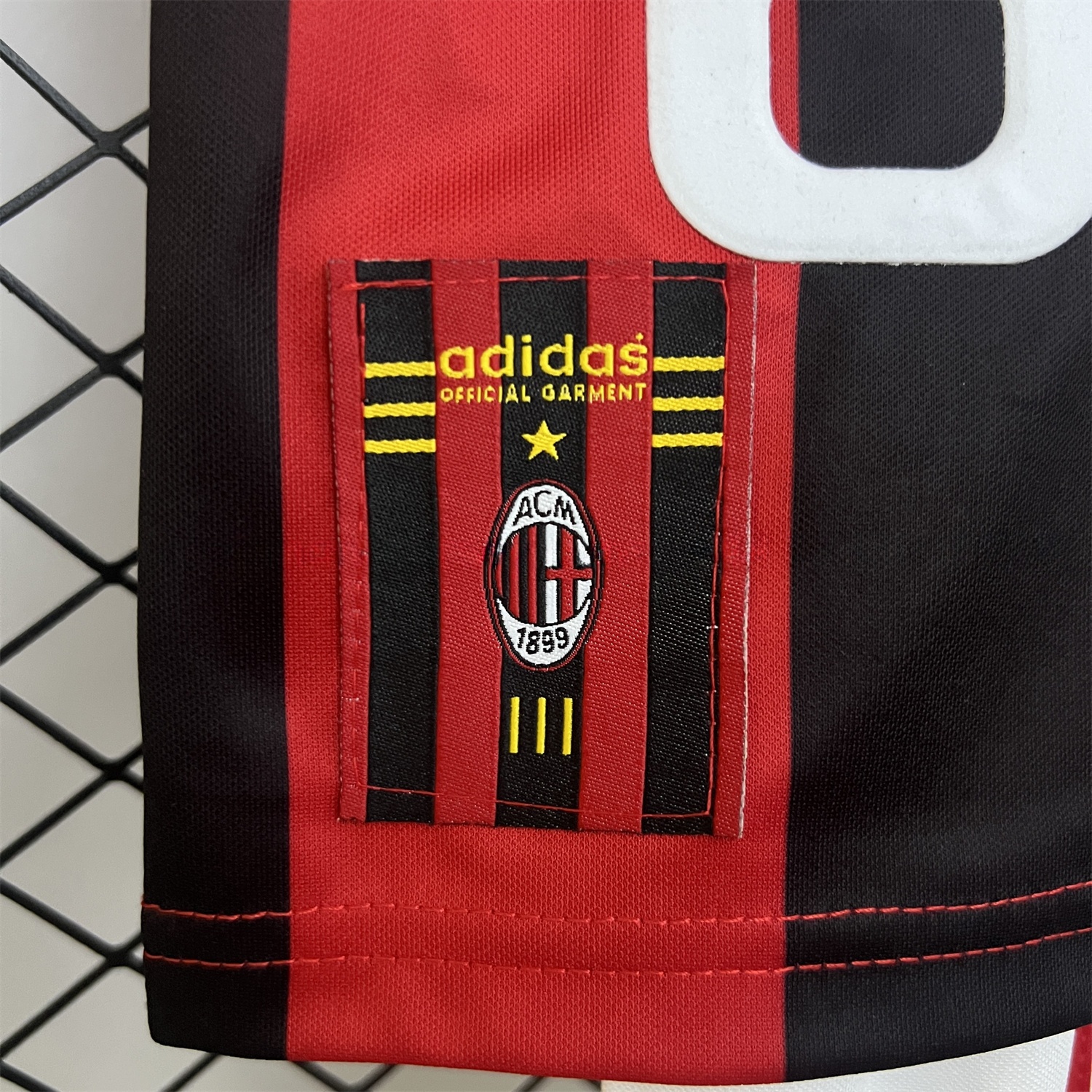 Retro AC Milan 1998-99 Home Kids Kit - ReplicasJersey