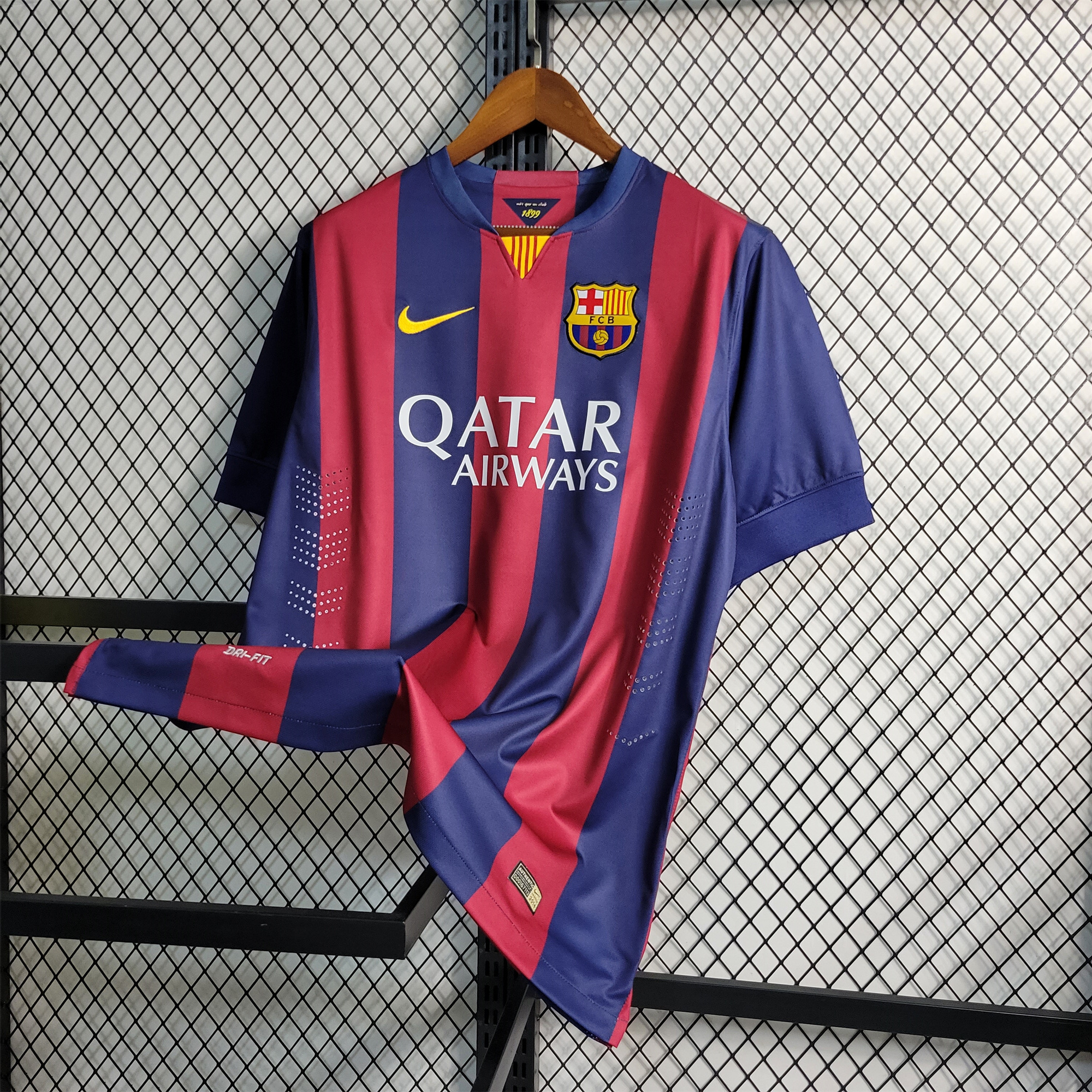 B.A.R.S.A Retro 14-15 Home Stadium Jersey - ReplicasJersey