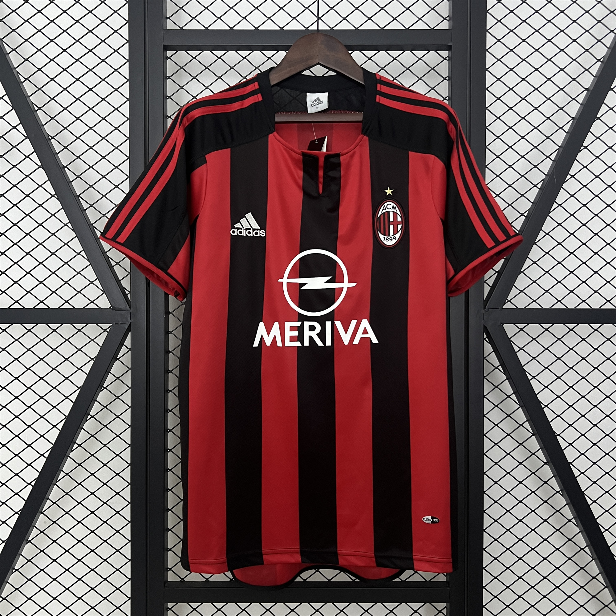 Retro AC Milan 2003-04 Home Jersey - ReplicasJersey