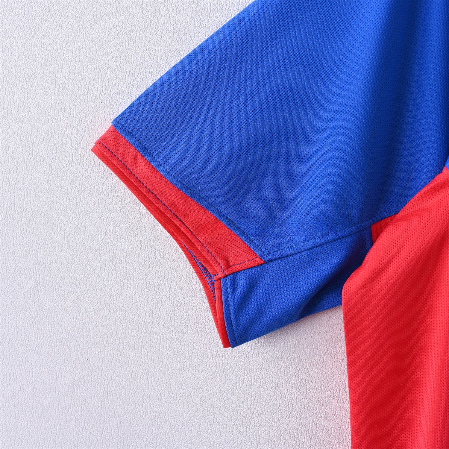 B.A.R.S.A Retro 04-05 Home Jersey - ReplicasJersey