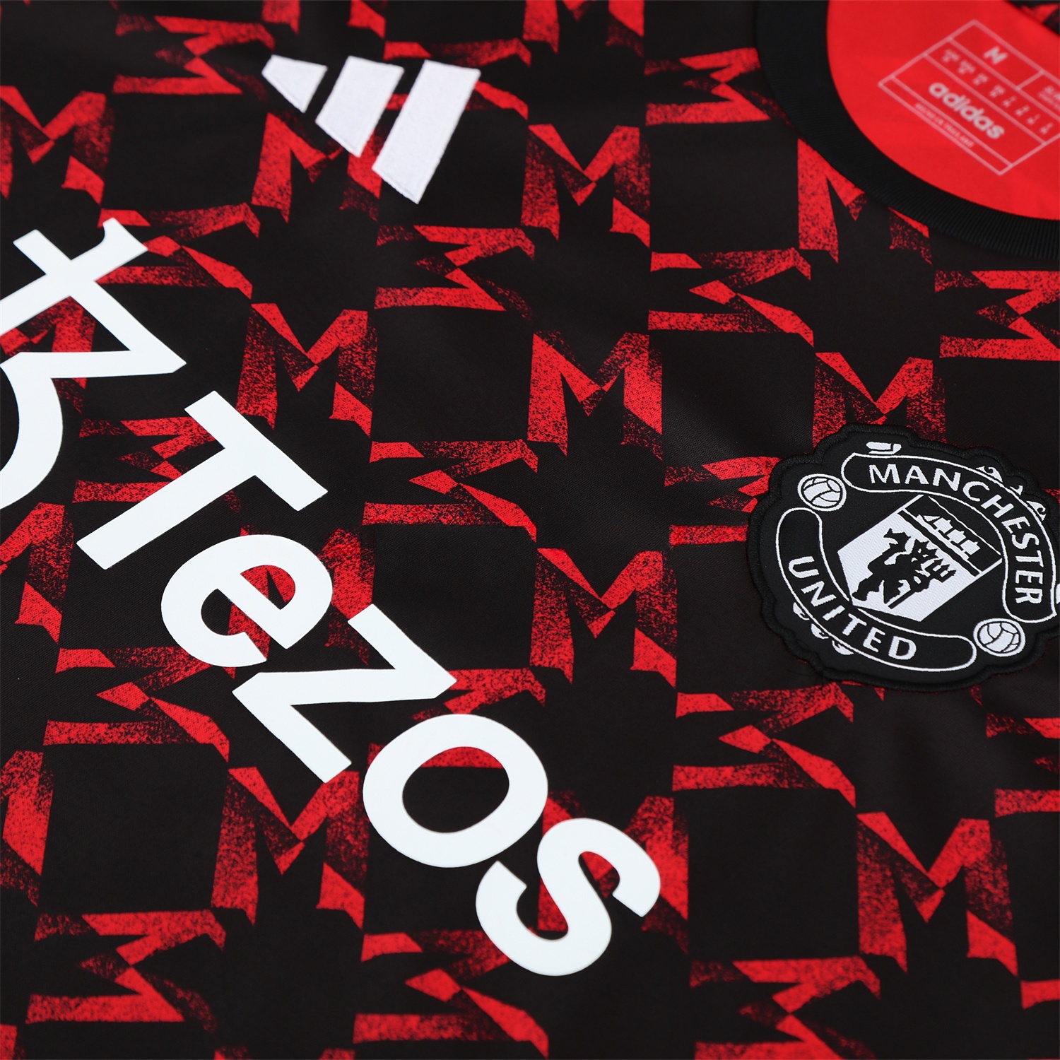 Manchester United 25-26 Pre-Match Vest Training Set - Red Top & Black Shorts - ReplicasJersey