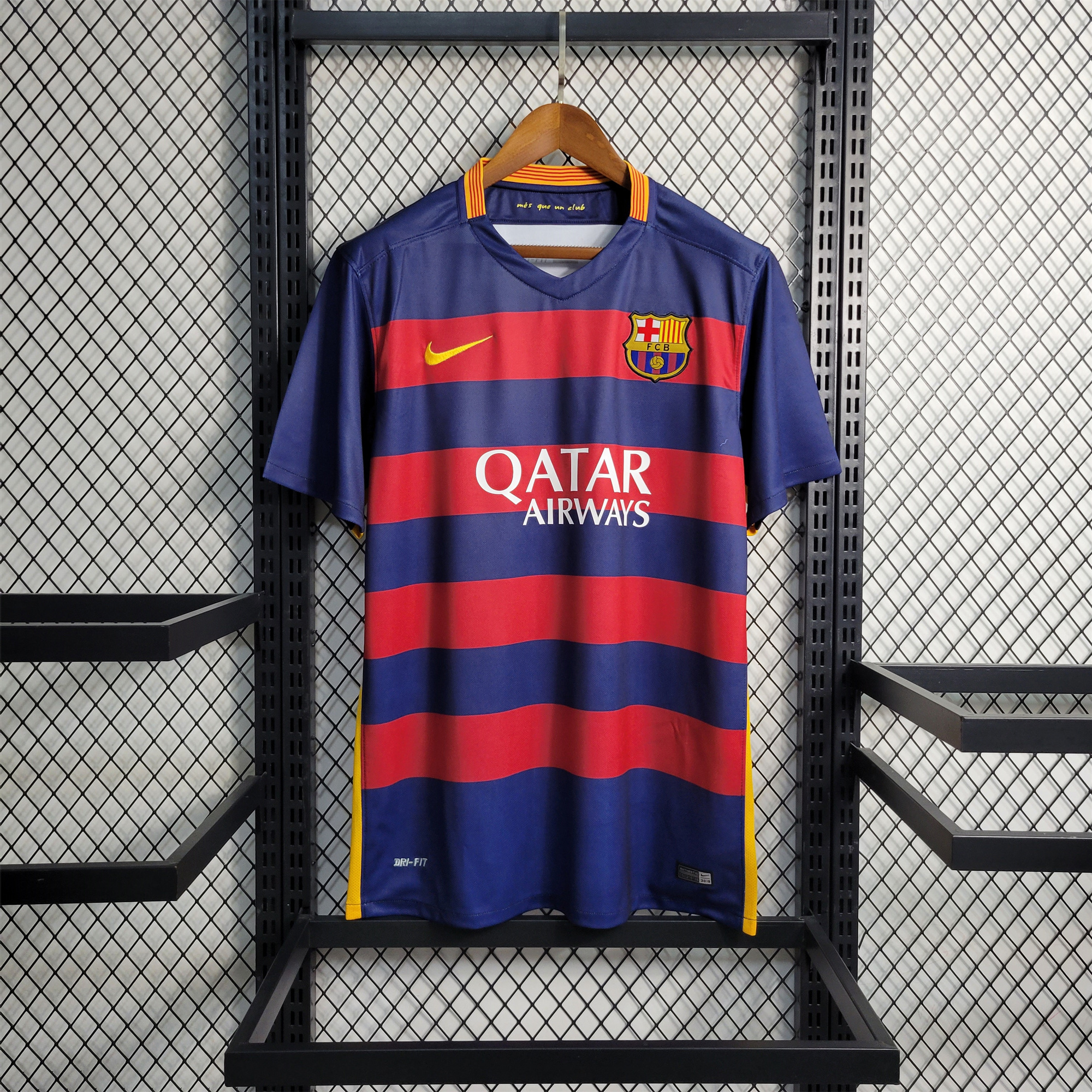 B.A.R.S.A Retro 15-16 Home Stadium Jersey - ReplicasJersey
