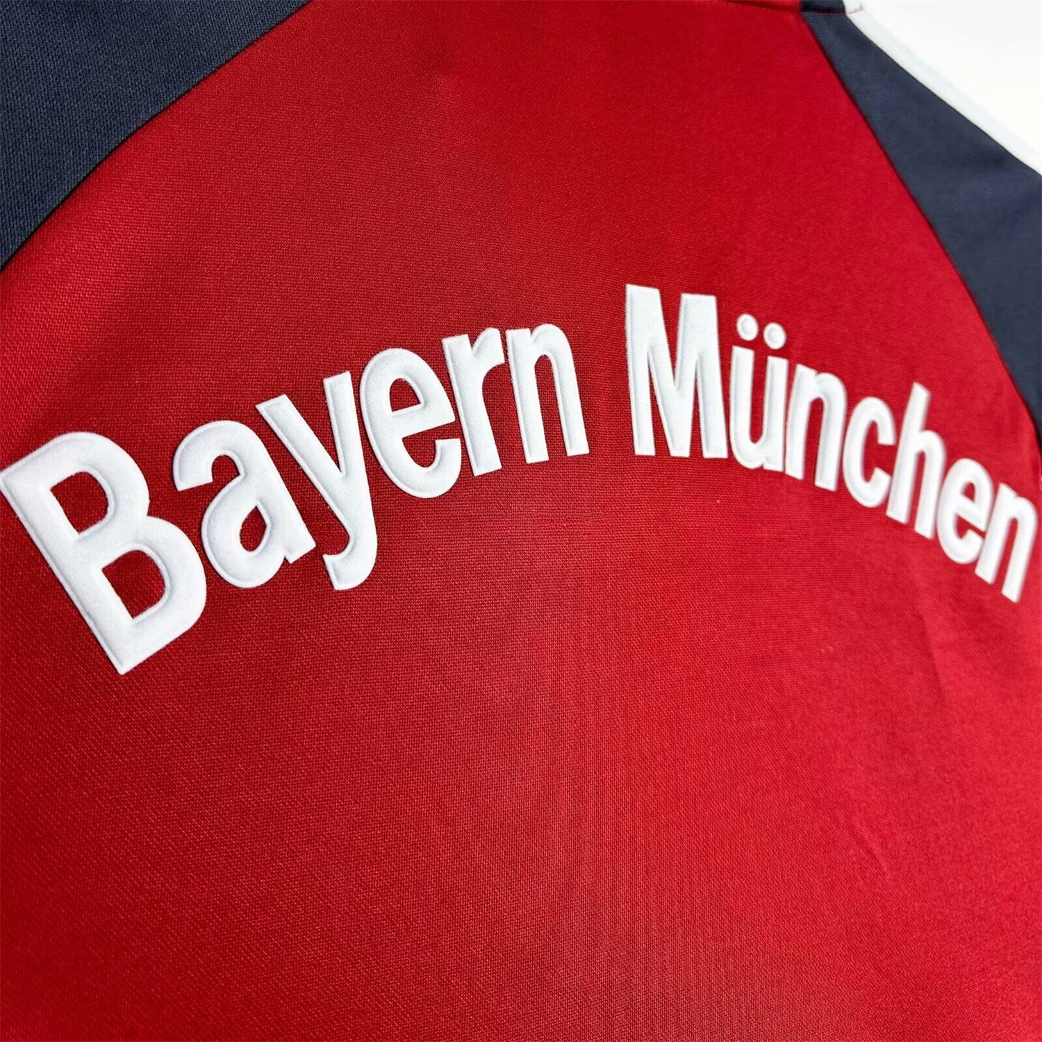 Retro Bayern Munich 2001-02 Home Jersey - ReplicasJersey