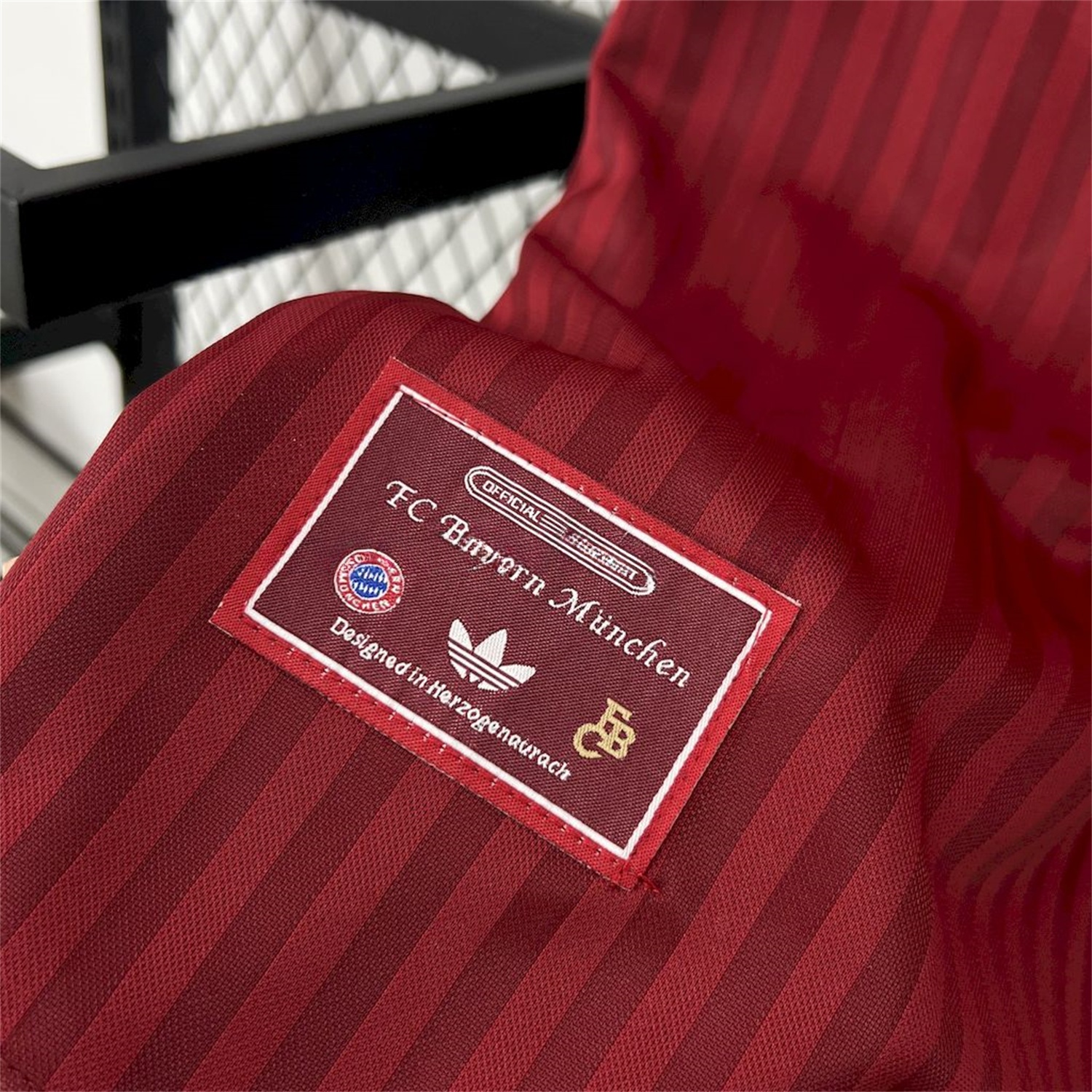 Bayern Munich 24-25 Red Terrace Icon Retro Jersey - Fans Version - ReplicasJersey
