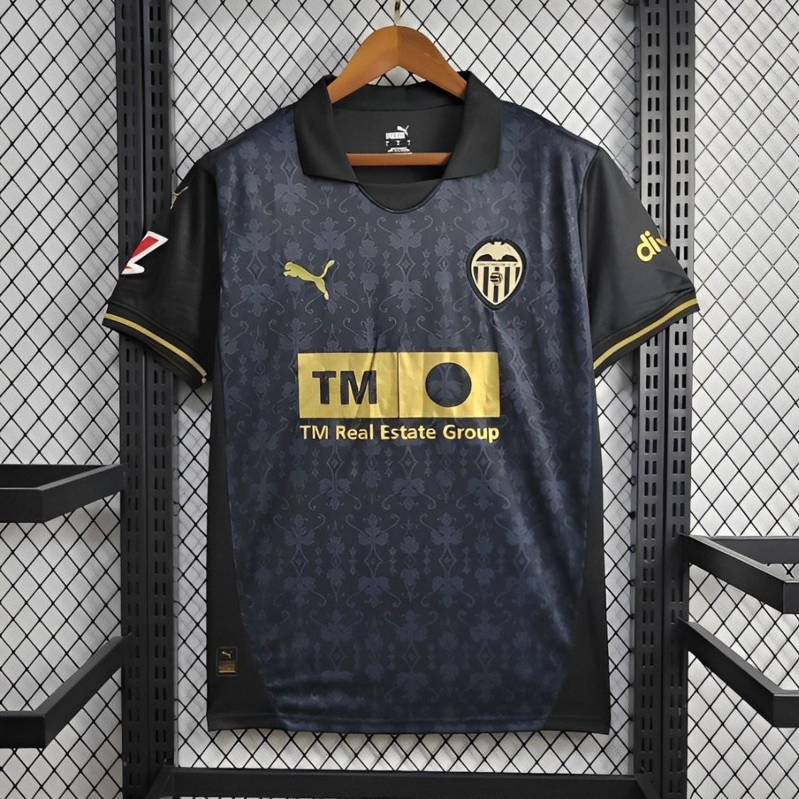 Valencia 24-25 Black Away Jersey - Fans Version - ReplicasJersey