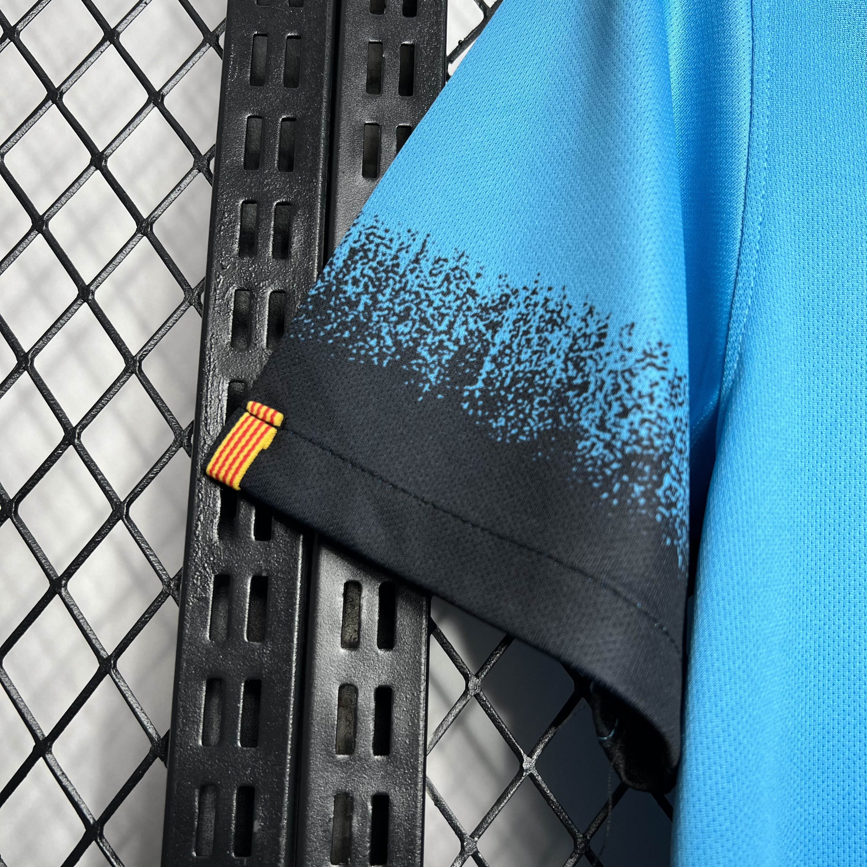B.A.R.S.A Retro 15-16 Third Jersey - ReplicasJersey