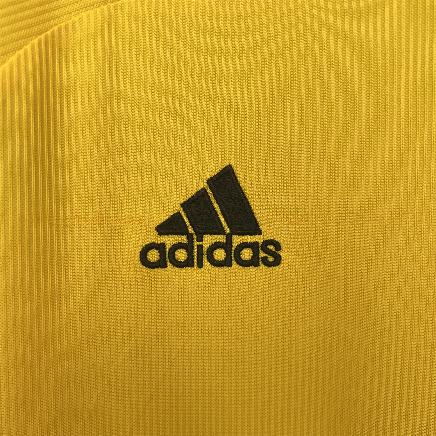 Retro AC Milan 1999-00 Fourth Jersey - ReplicasJersey