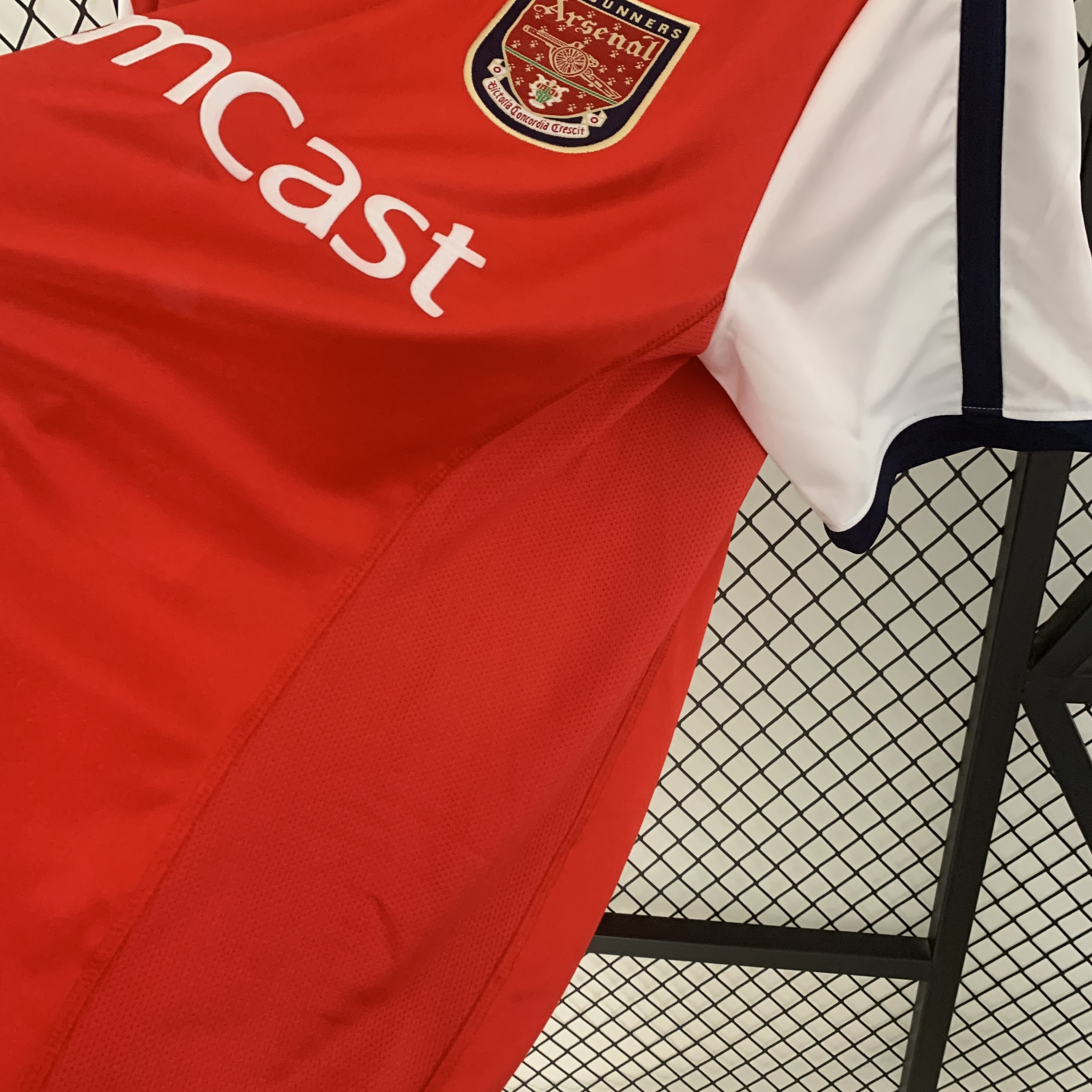 Retro Arsenal 01-02 Home Stadium Jersey - ReplicasJersey