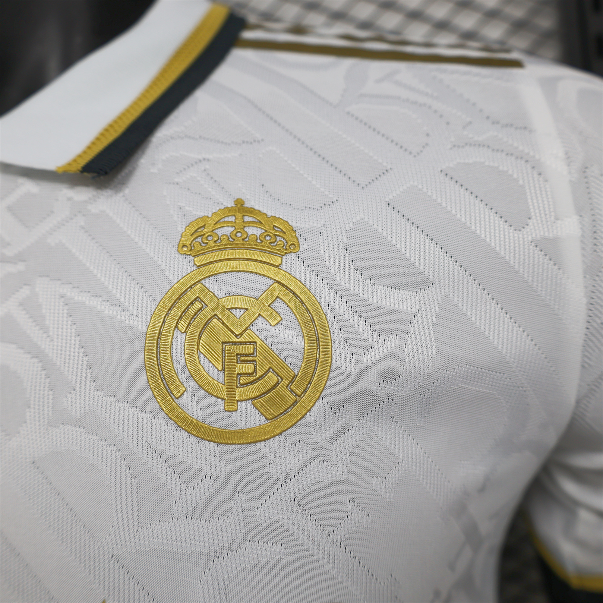 Real Madrid 24-25 White Gold Special Edition Jersey - Player Version - ReplicasJersey