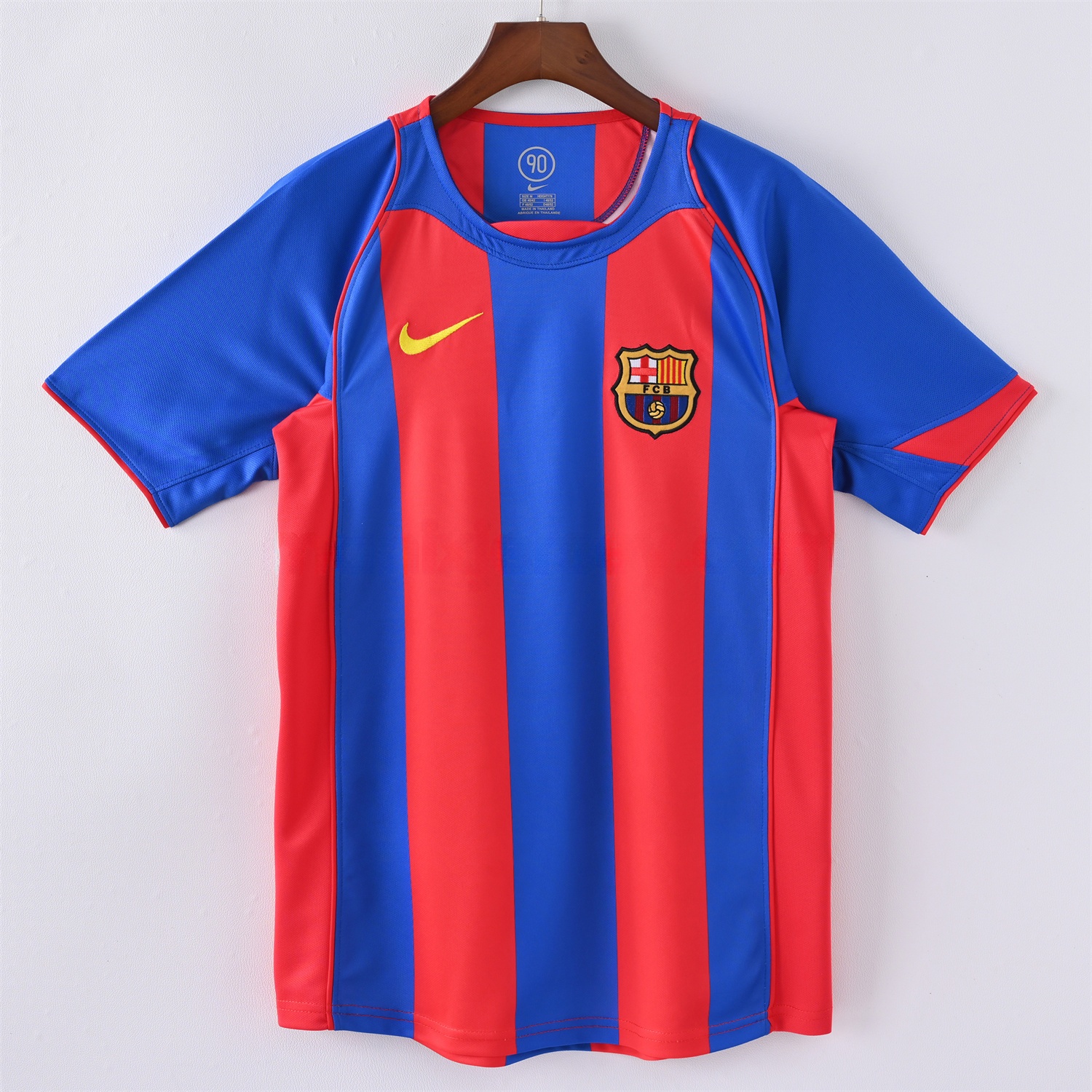 B.A.R.S.A Retro 04-05 Home Jersey - ReplicasJersey