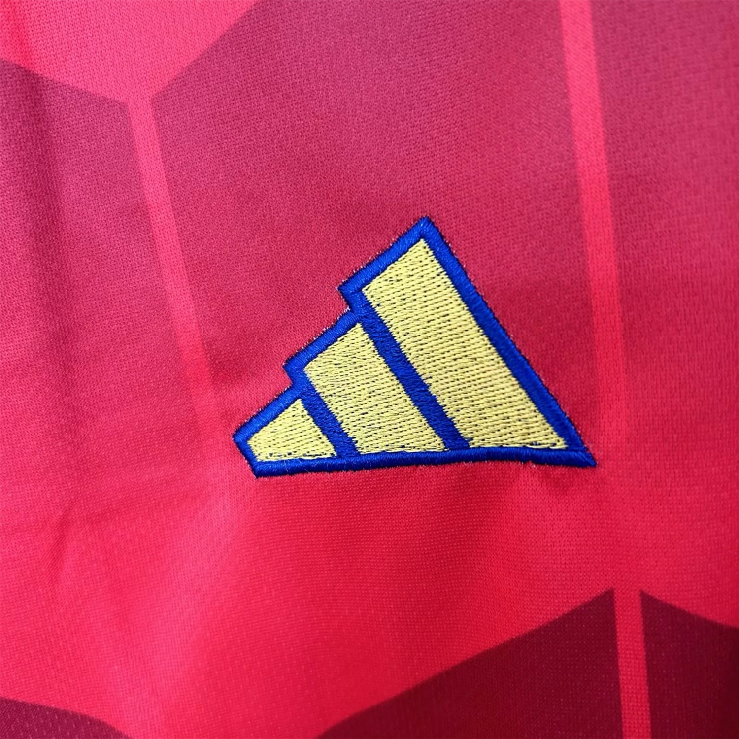 Spain 25-26 Red and Blue Throwback Style Jersey - Fans Version - ReplicasJersey