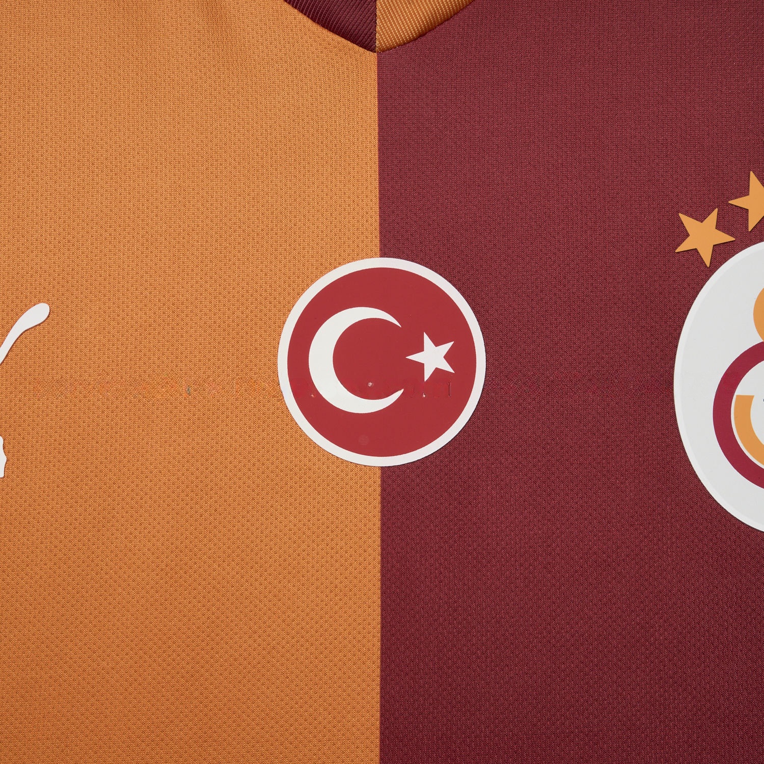 Galatasaray 25-26 Home Jersey with Five Stars - Fans Version - ReplicasJersey