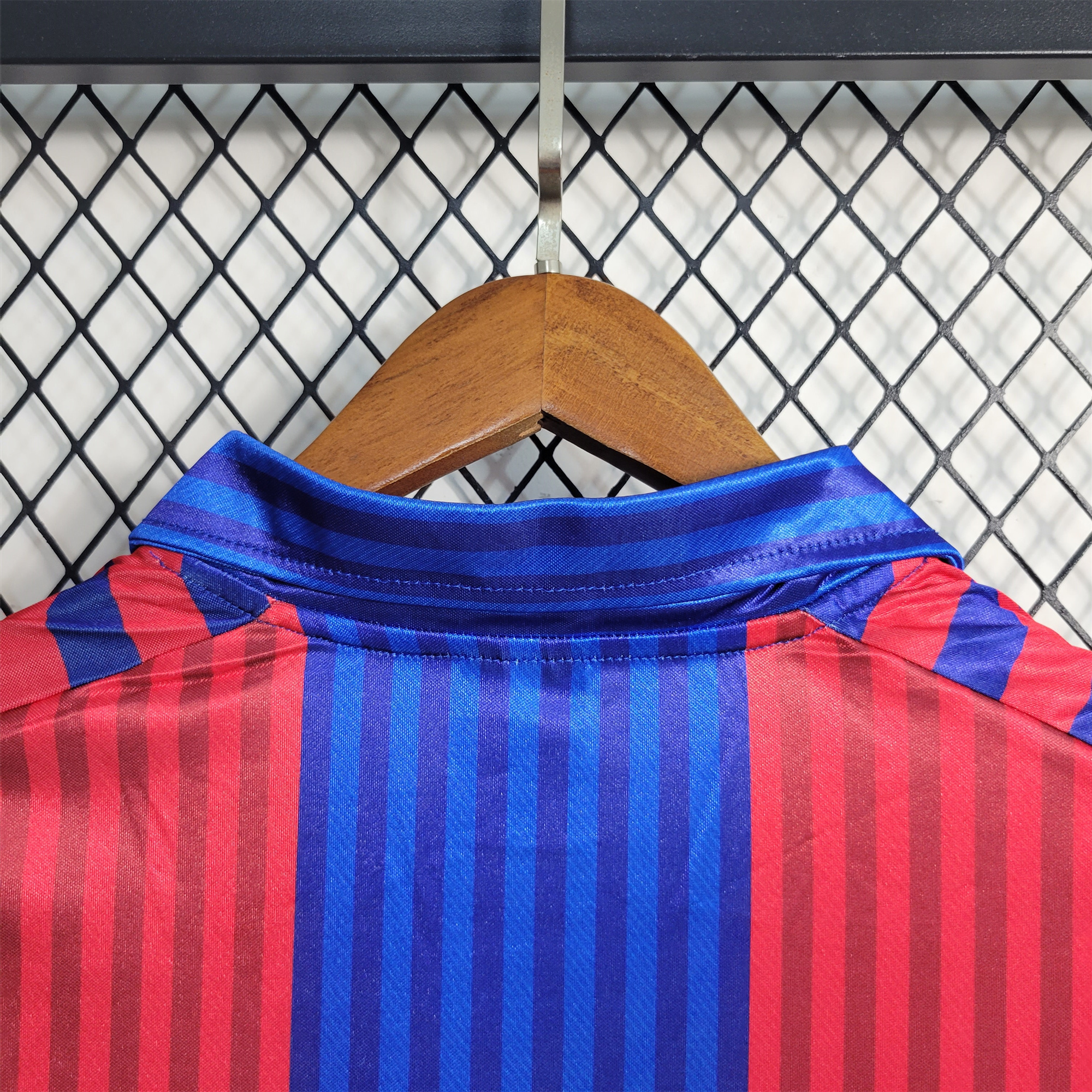 B.A.R.S.A Retro 90-92 Home Stadium Jersey - ReplicasJersey