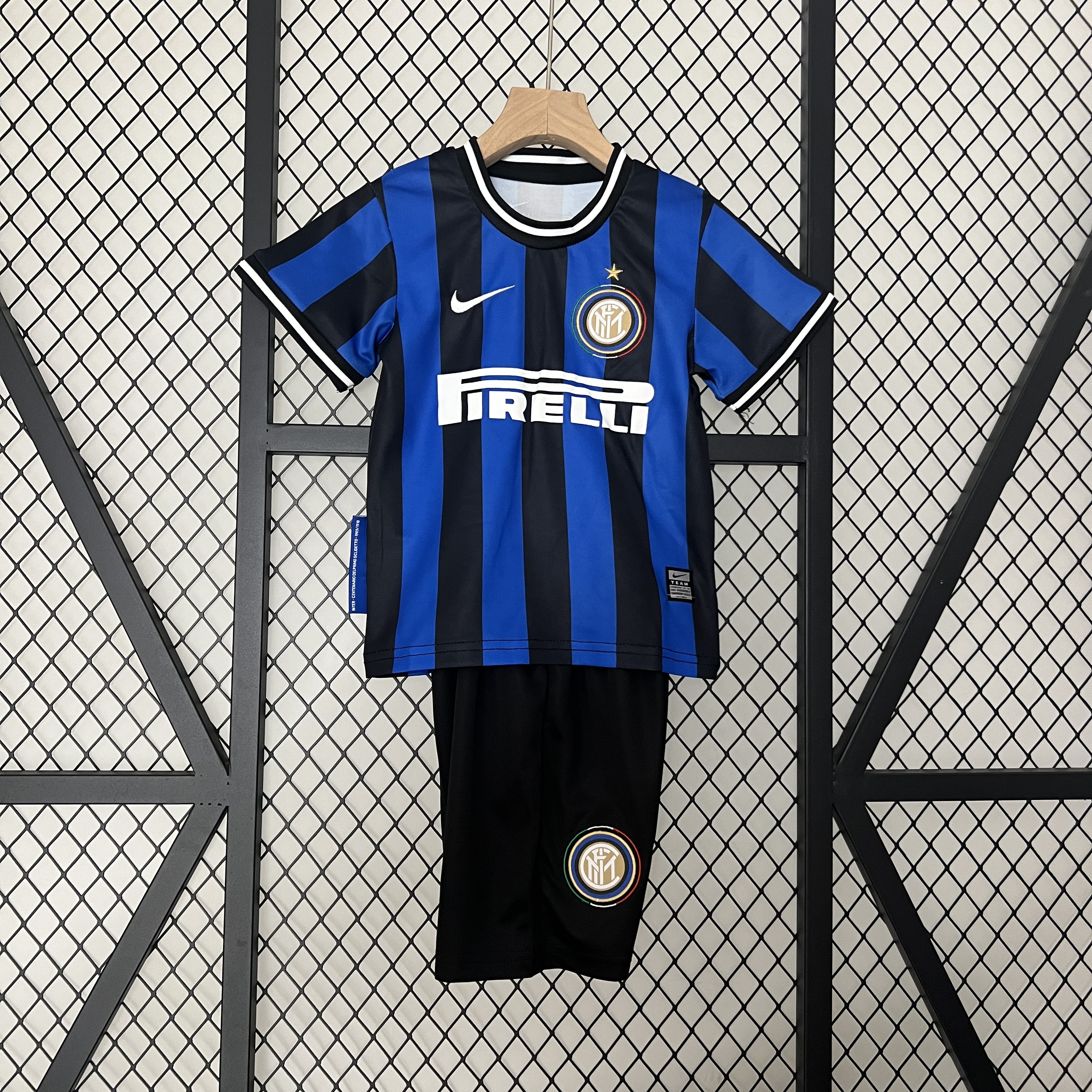 Retro Inter Milan 09-10 Home Stadium Kids Kit - ReplicasJersey