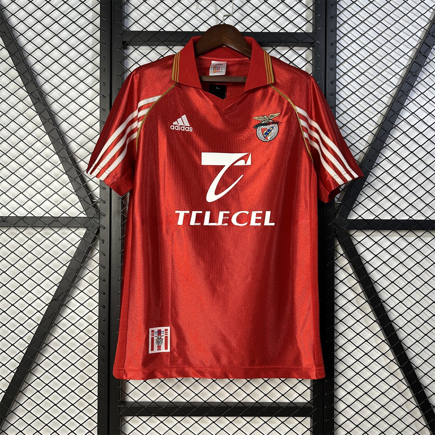 Retro Benfica 1998-99 Home Jersey - ReplicasJersey