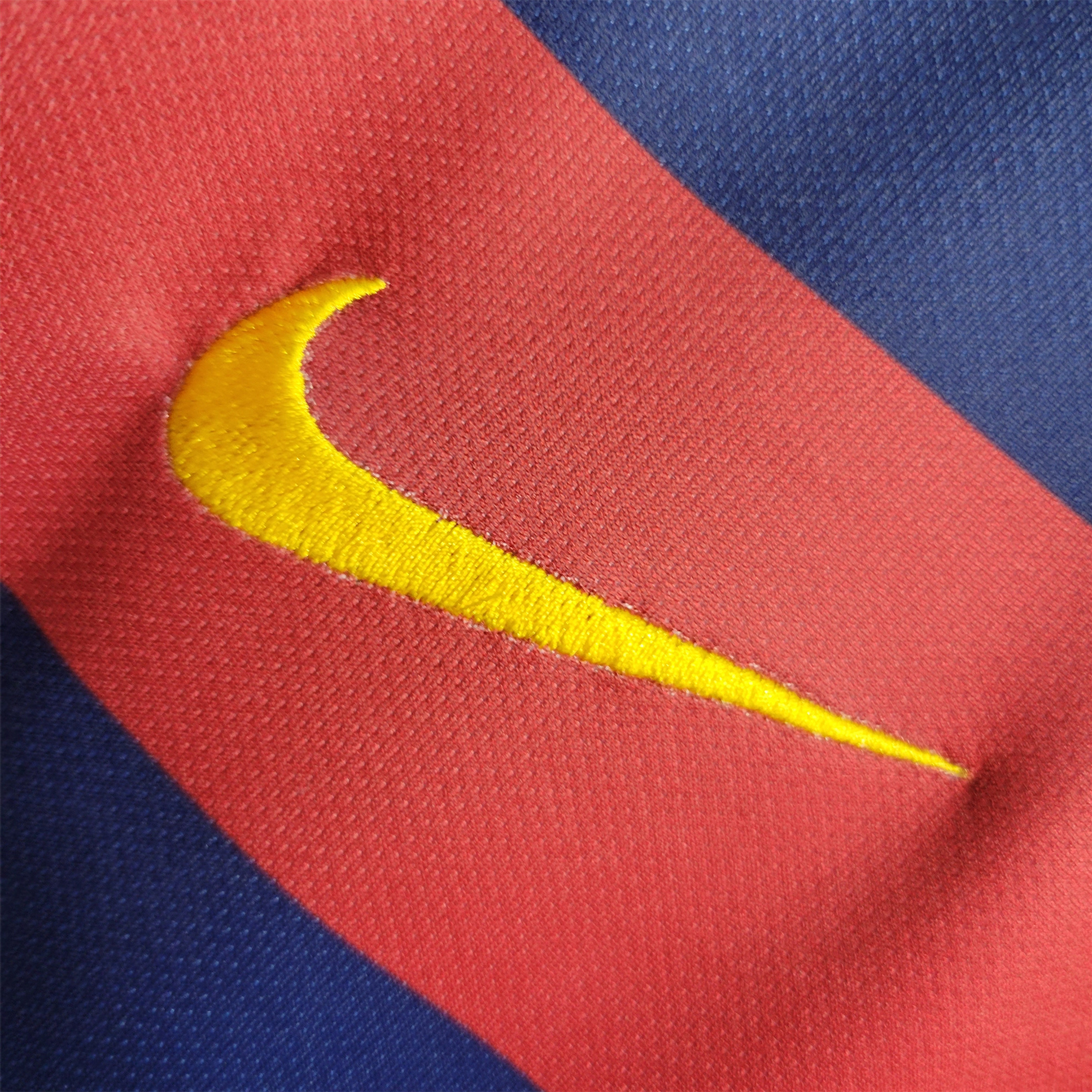 B.A.R.S.A Retro 15-16 Home Stadium Jersey - ReplicasJersey