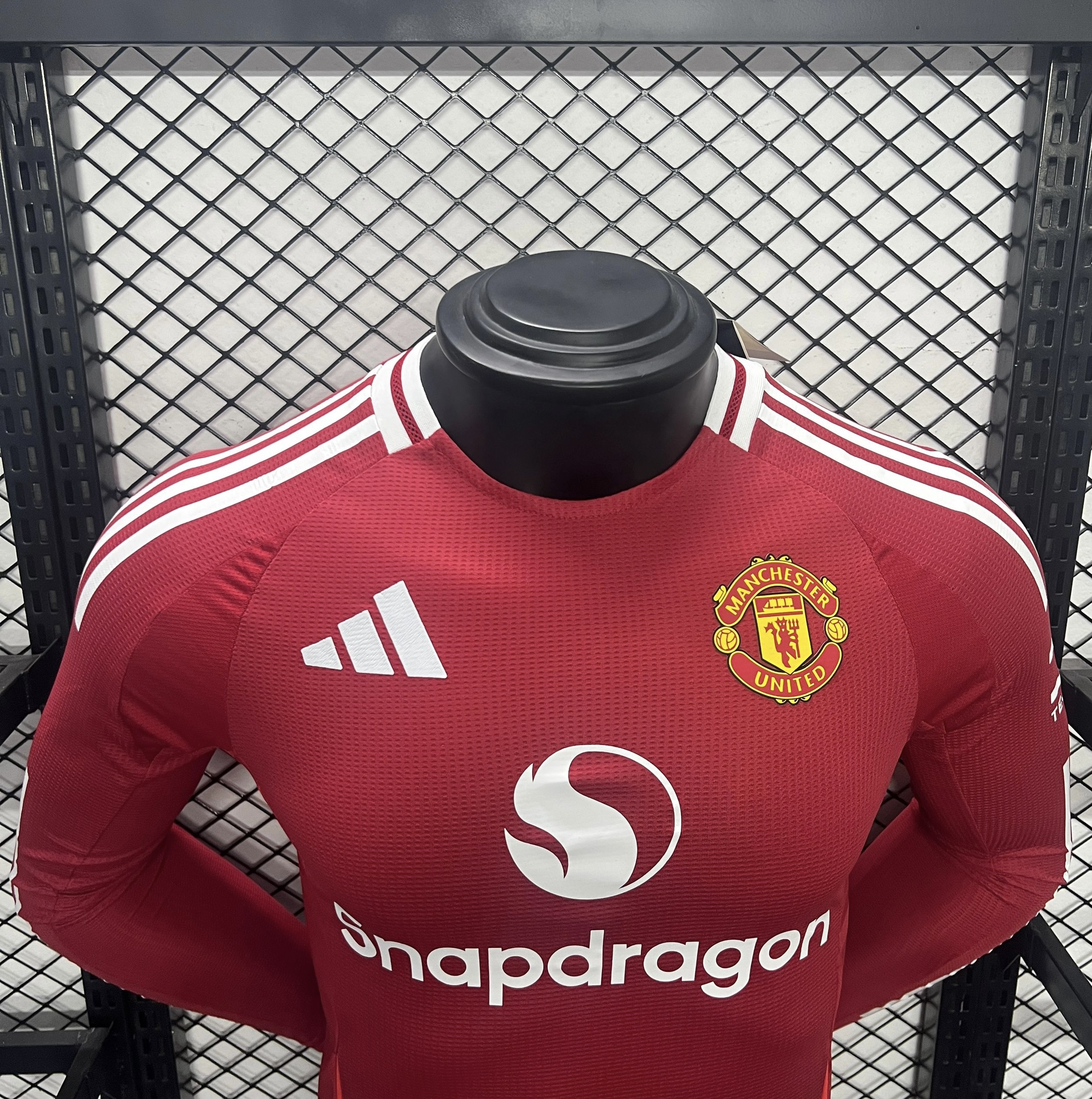 Manchester United 24-25 Home Long Sleeve Jersey - Player Version - ReplicasJersey