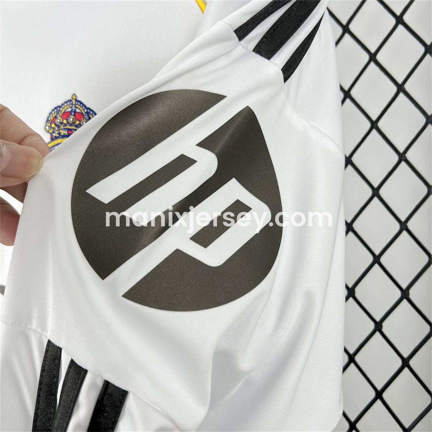 Real Madrid 25-26 Home Long Sleeves Jersey (Leaked Version) - Fans Version - ReplicasJersey
