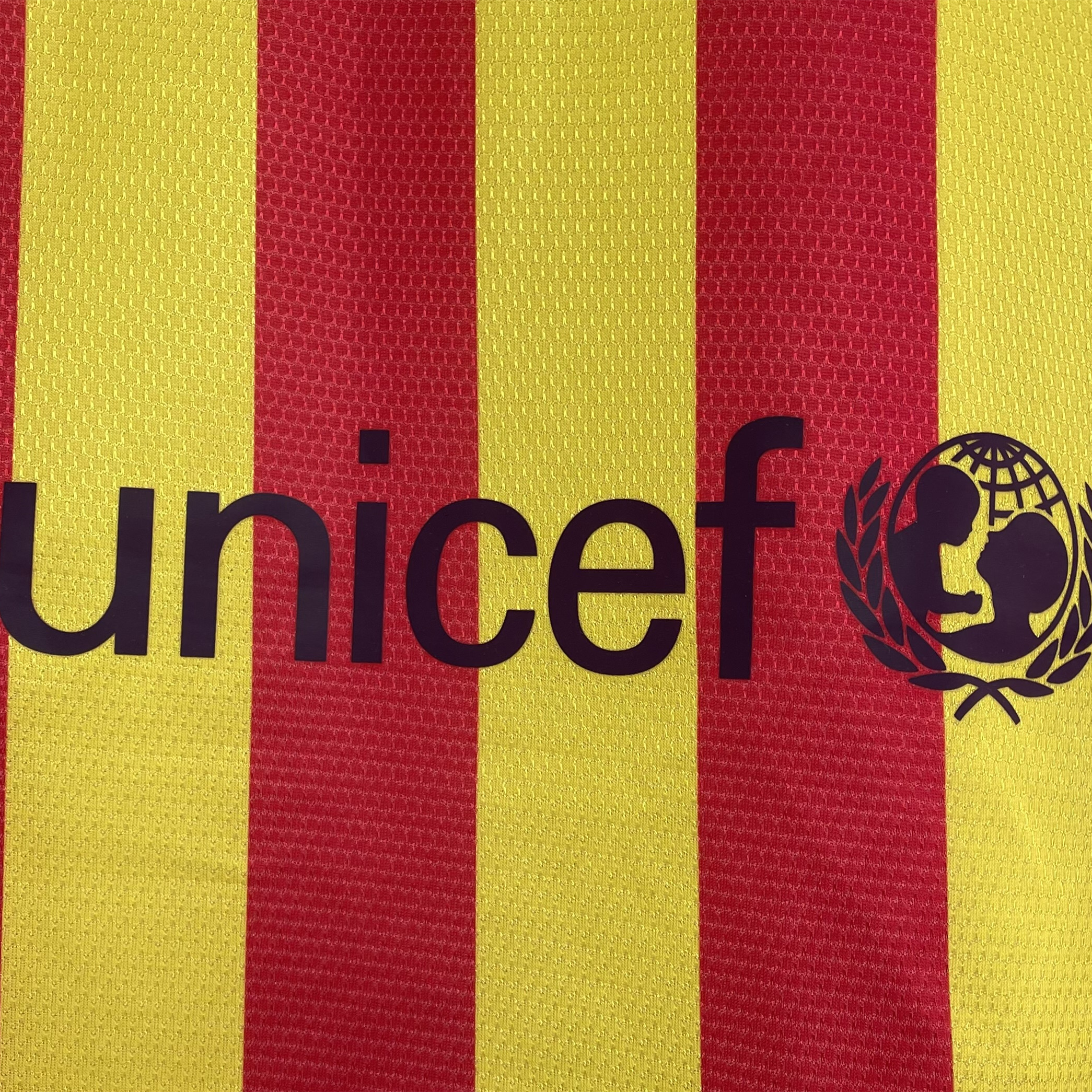 B.A.R.S.A Retro 13-14 Away Jersey - ReplicasJersey