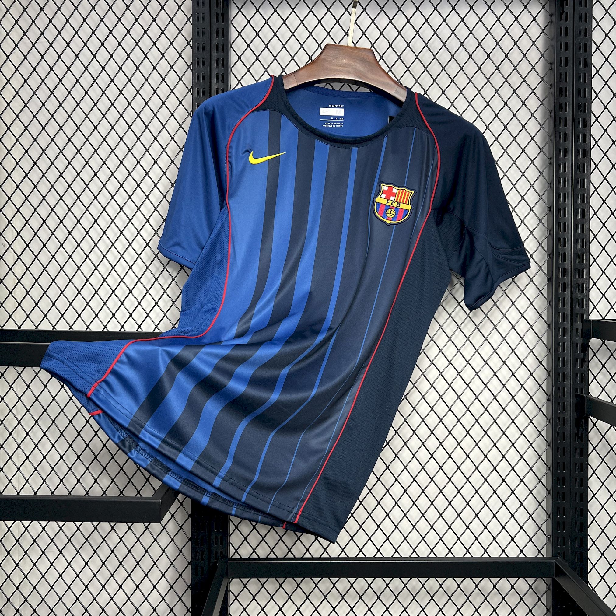 B.A.R.S.A Retro 04-05 Away Jersey - ReplicasJersey