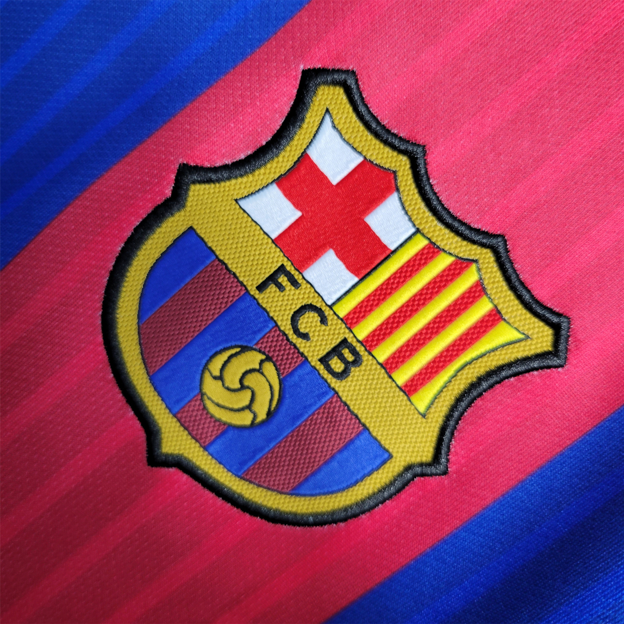 B.A.R.S.A Retro 16-17 Home Stadium Jersey - ReplicasJersey