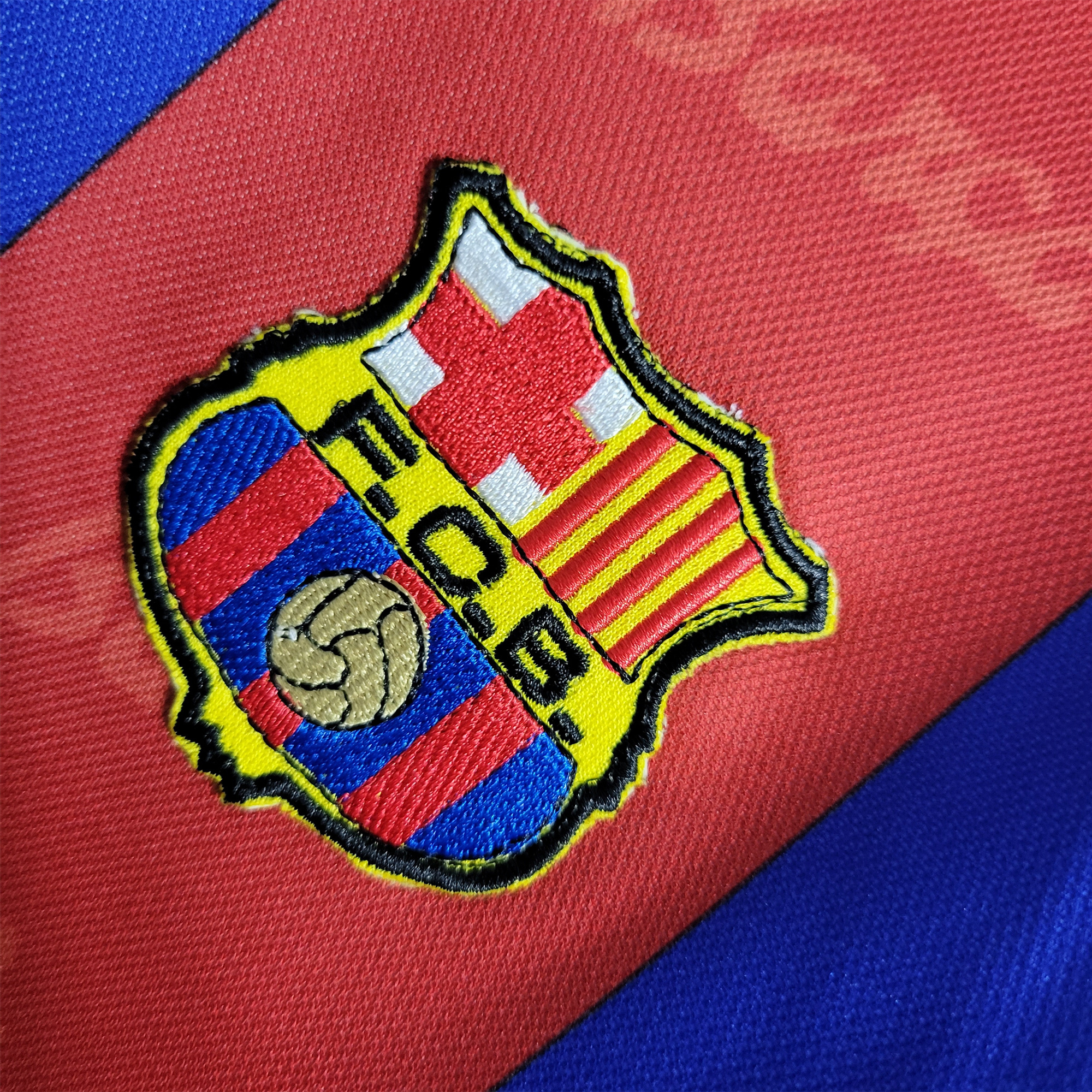 B.A.R.S.A Retro 96-97 Home Stadium Jersey - ReplicasJersey