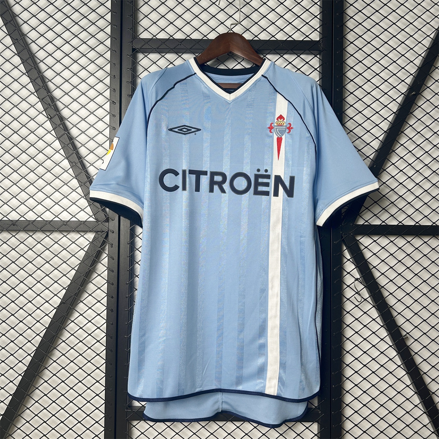 Retro Celta Vigo 2001-02 Home Jersey - ReplicasJersey