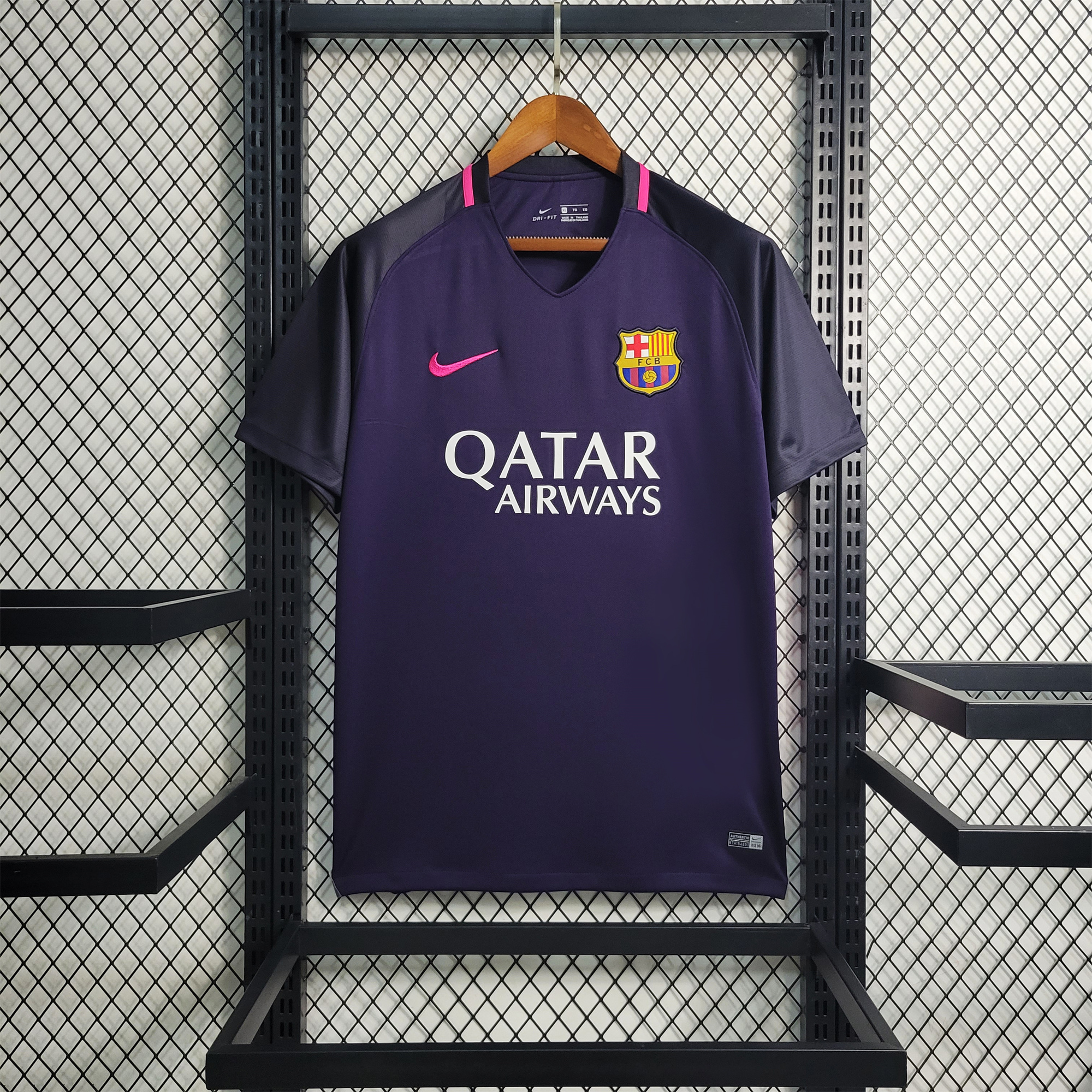 B.A.R.S.A Retro 16-17 Away Stadium Jersey - ReplicasJersey