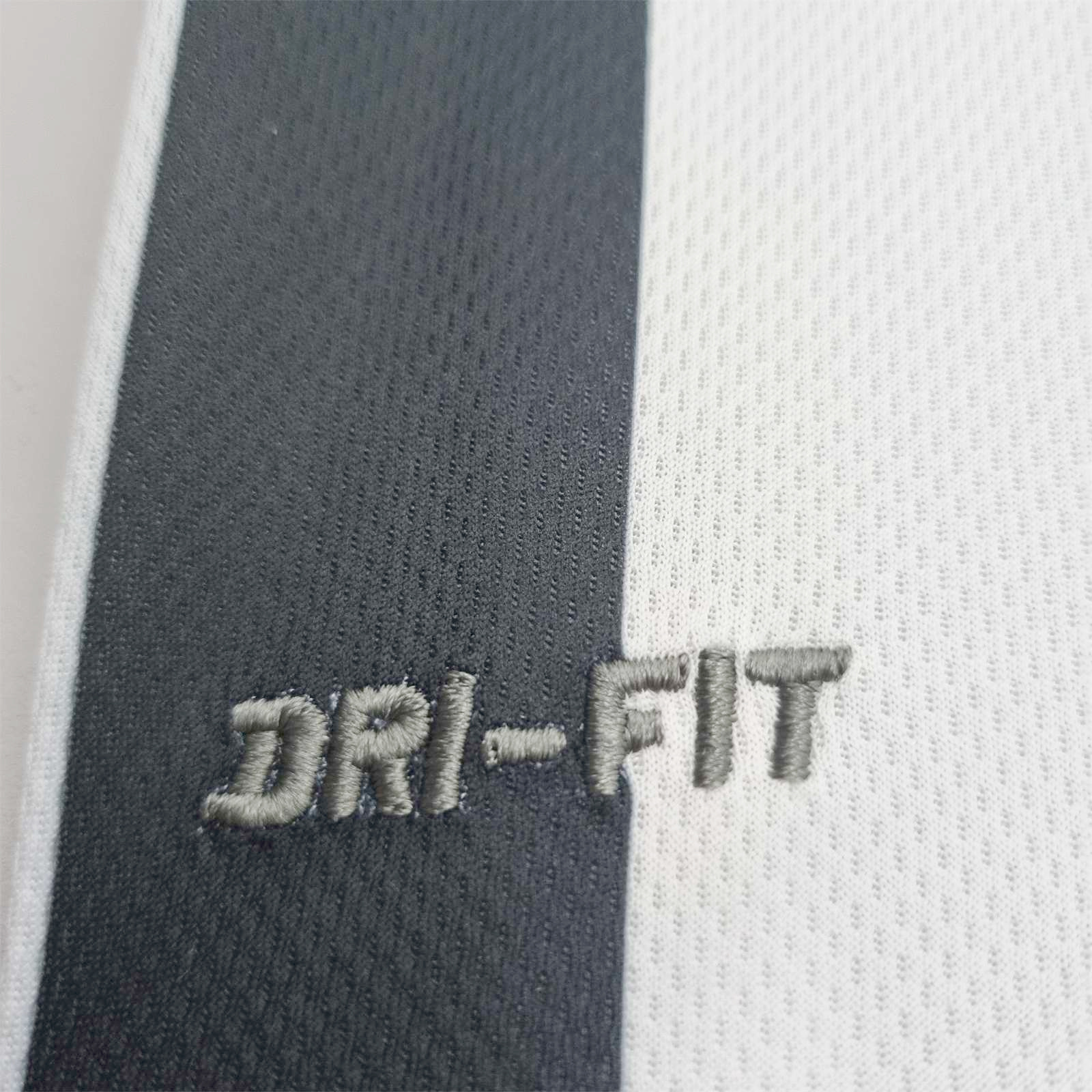 Retro Santos 2012 Away Stadium Jersey - ReplicasJersey